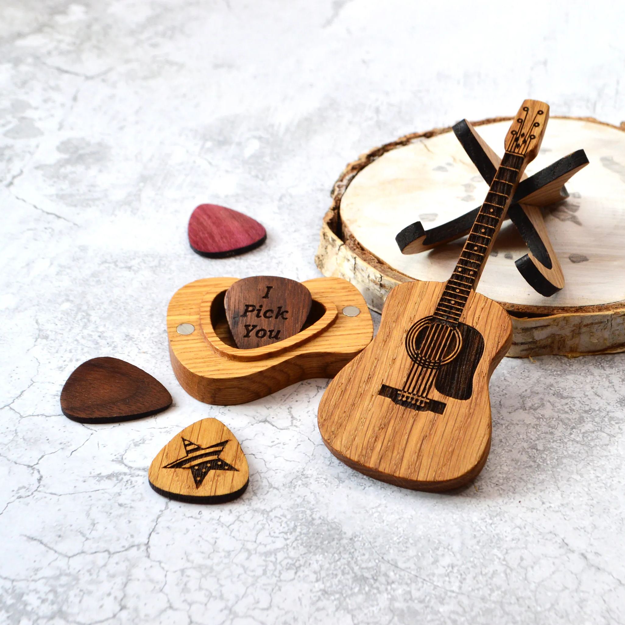 🎁Wooden Acoustic Guitar Pick Box🎸