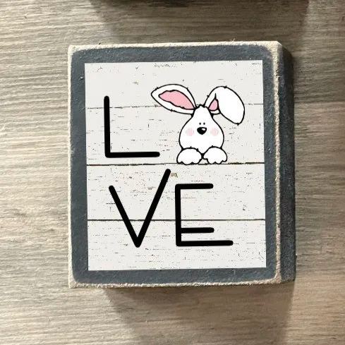  Easter Tiered tray decor