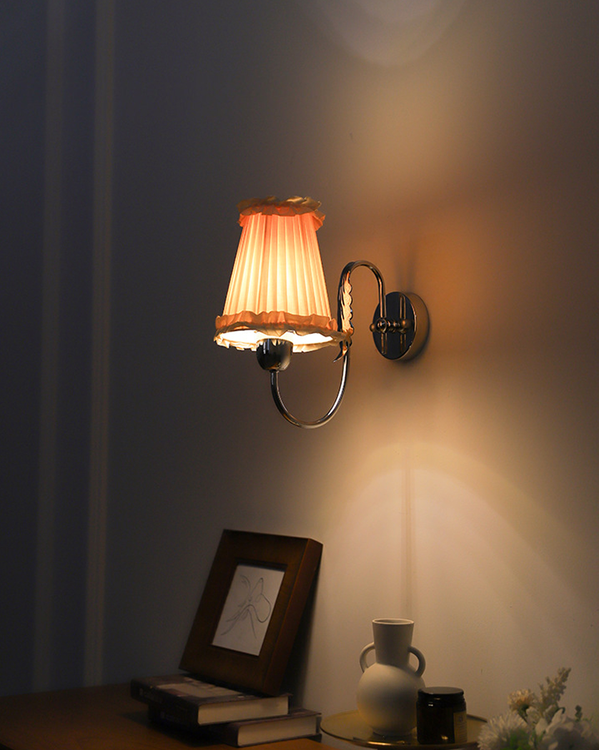 Pleated Ruffle Wall Sconce