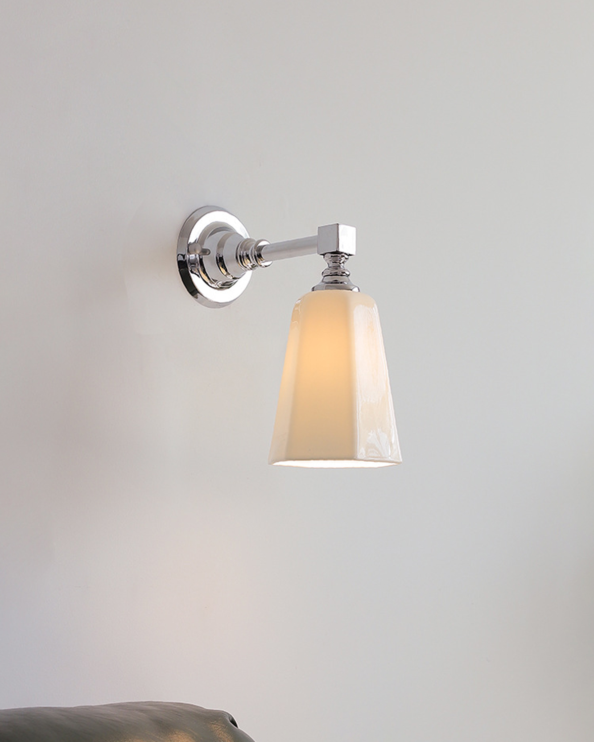 Aure Column Wall Sconce