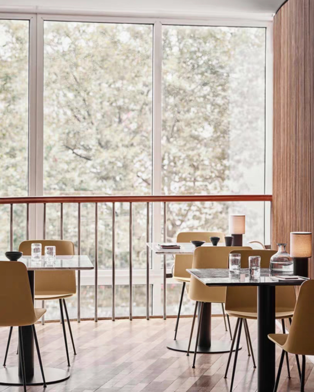 Manhattan Table Lamp