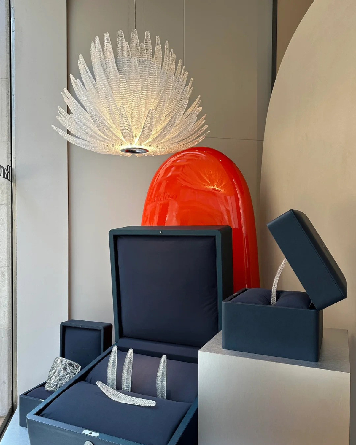 Plume Royale Chandelier