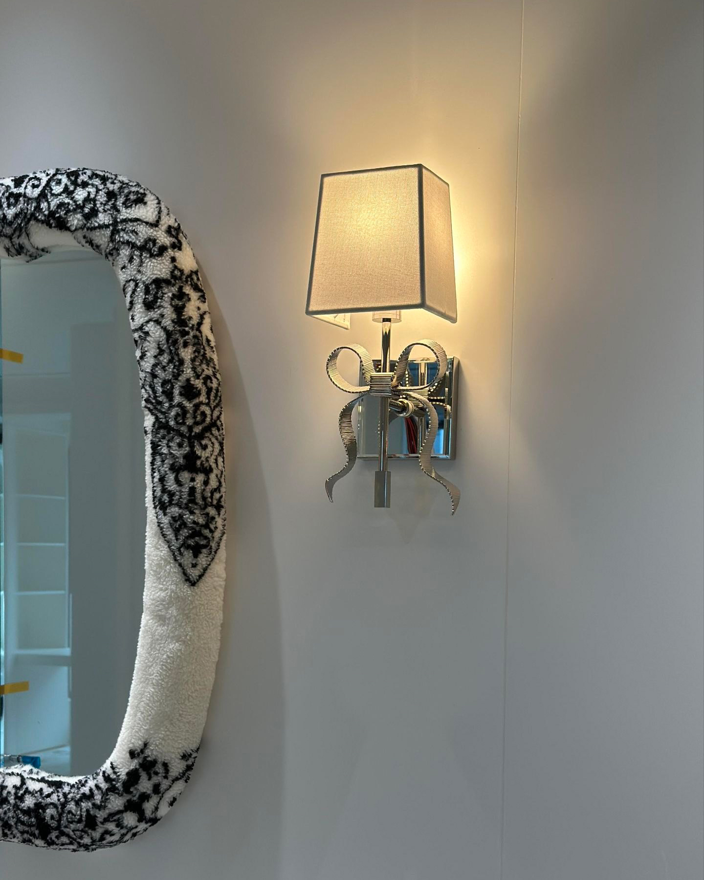 Keepsake Ribbon Wall Sconce