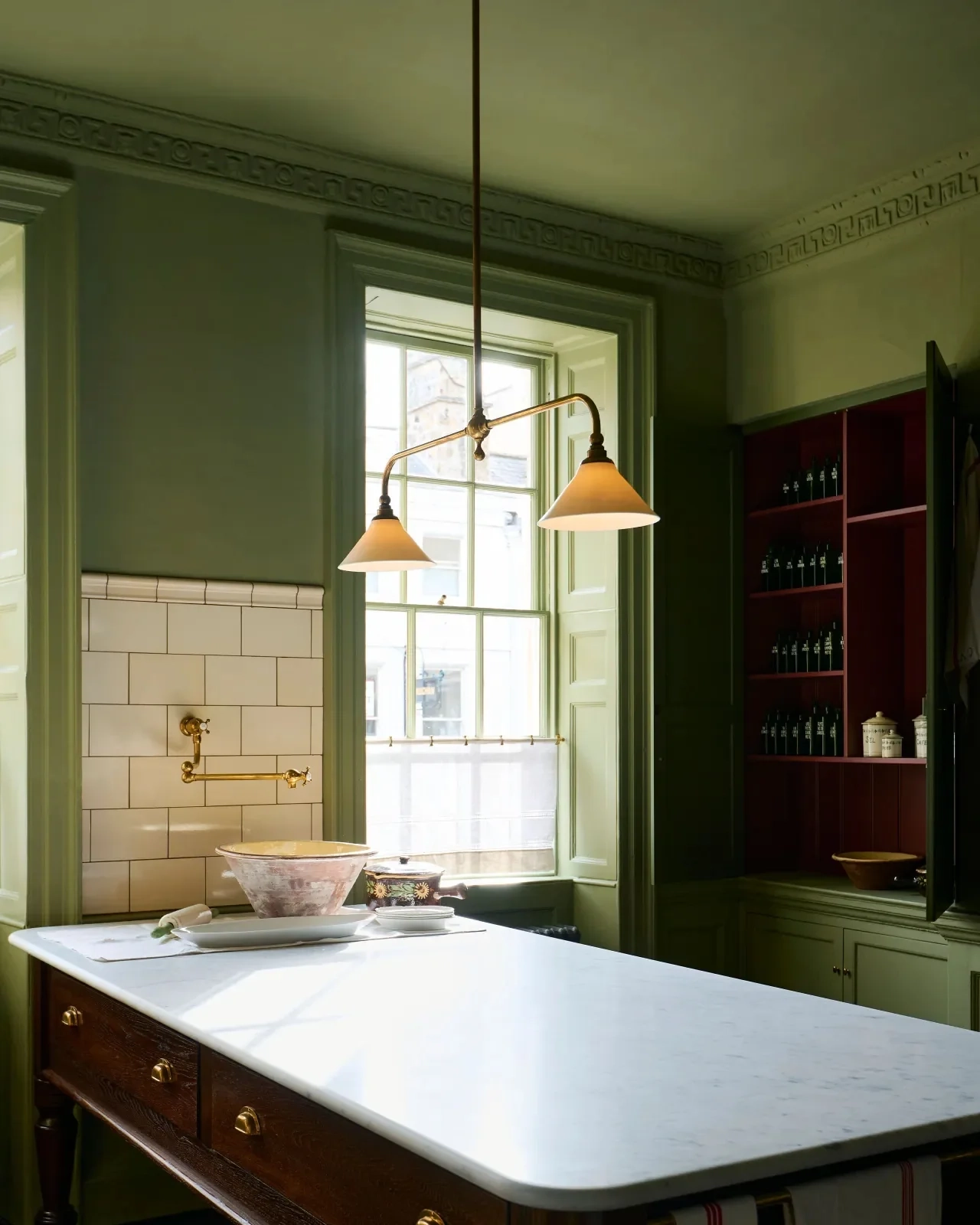 Gilded Path Ceramic Chandelier