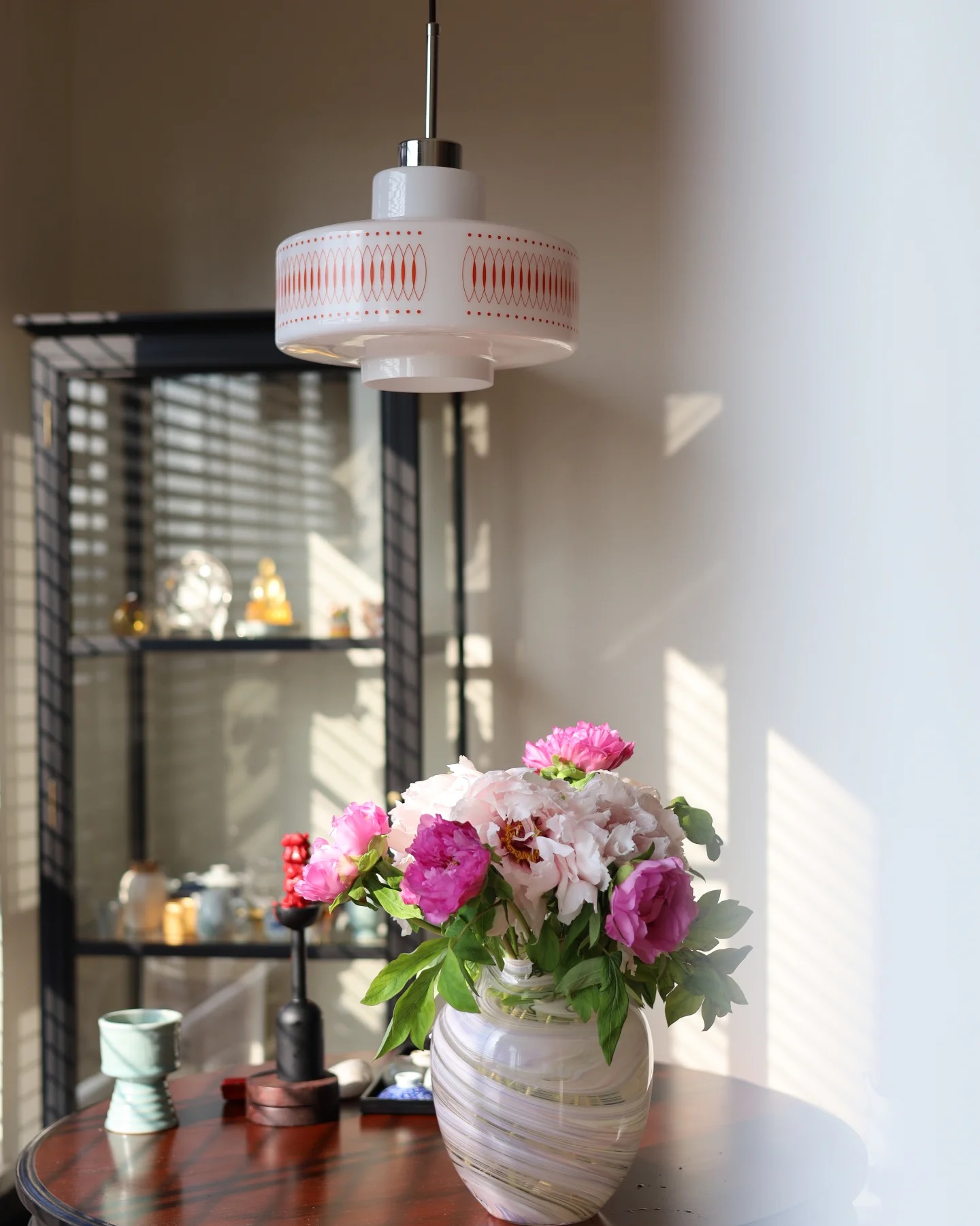 Ember Loop Pendant Lamp