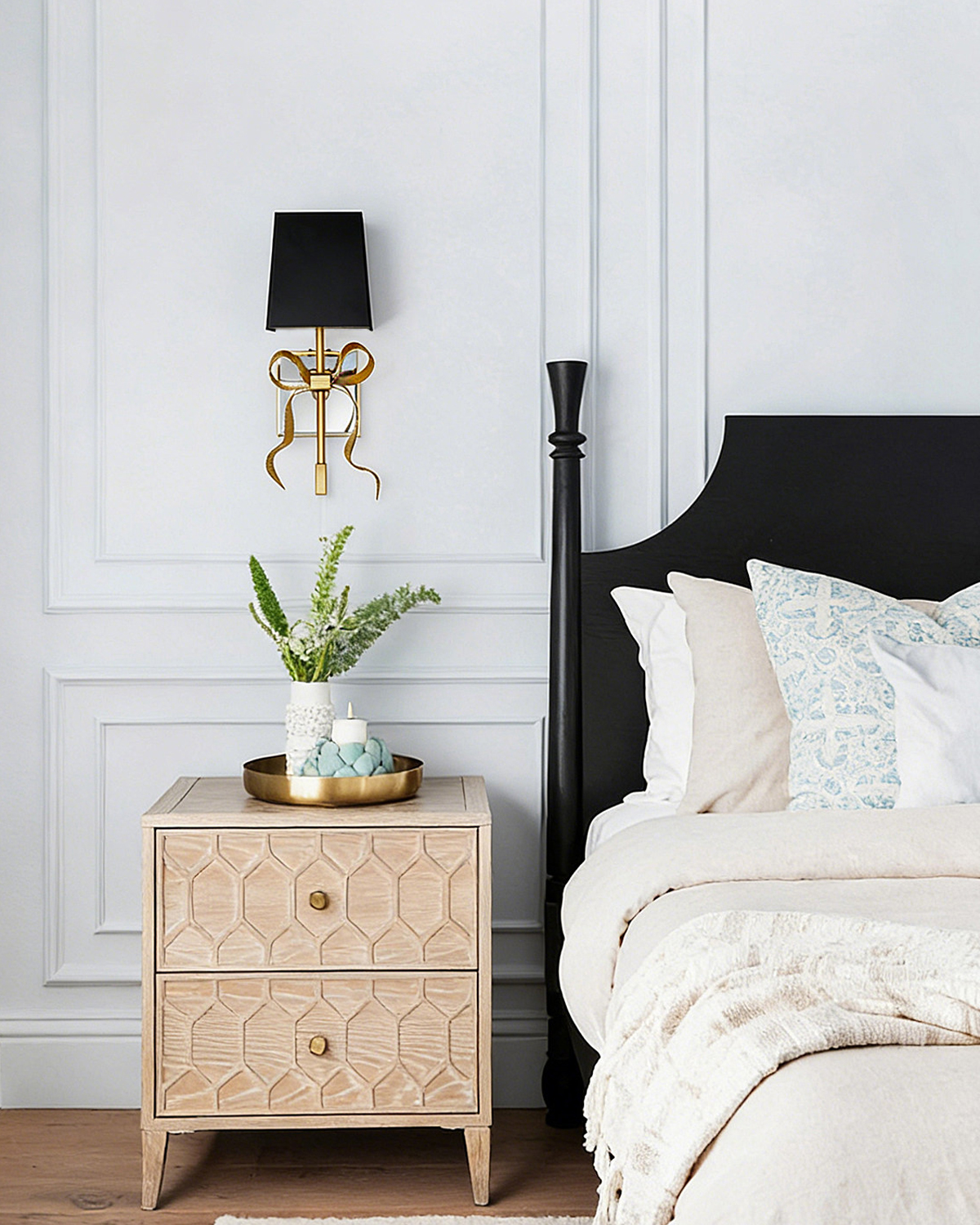 Keepsake Ribbon Wall Sconce