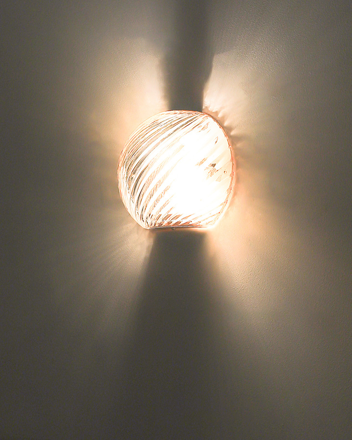 Aureo Pebble Wall Light
