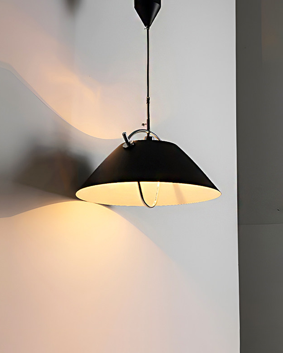 SKARM Pendant Light