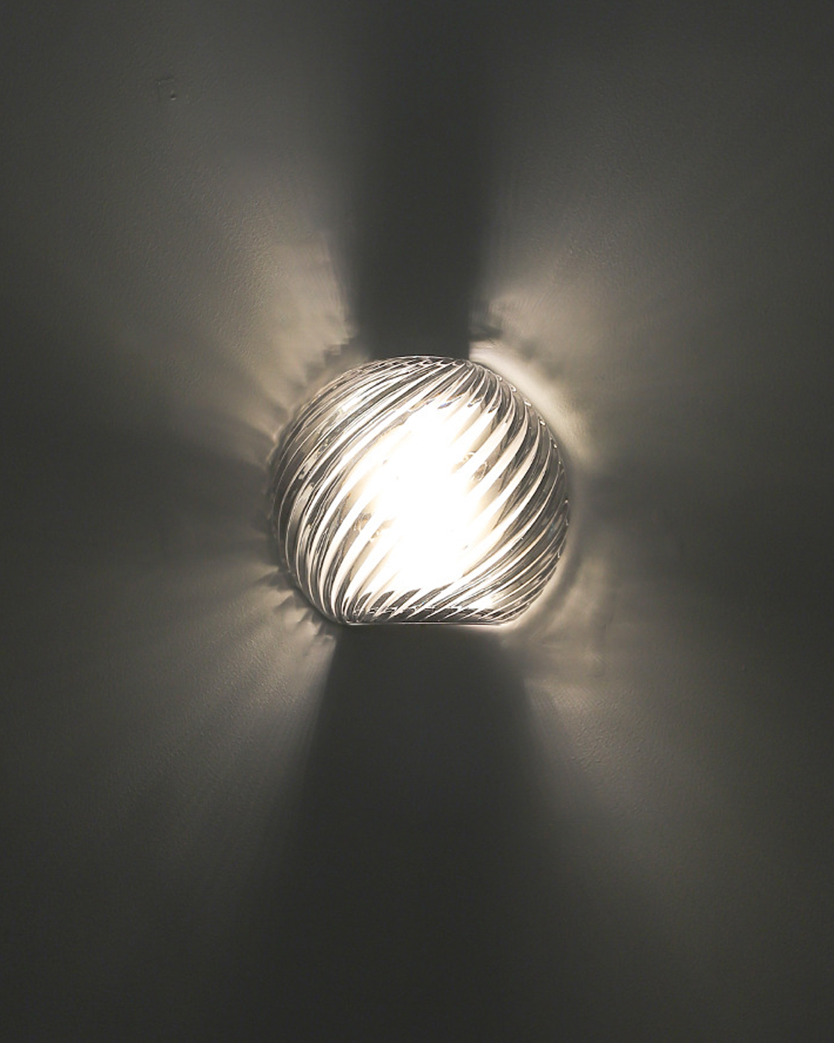 Aureo Pebble Wall Light