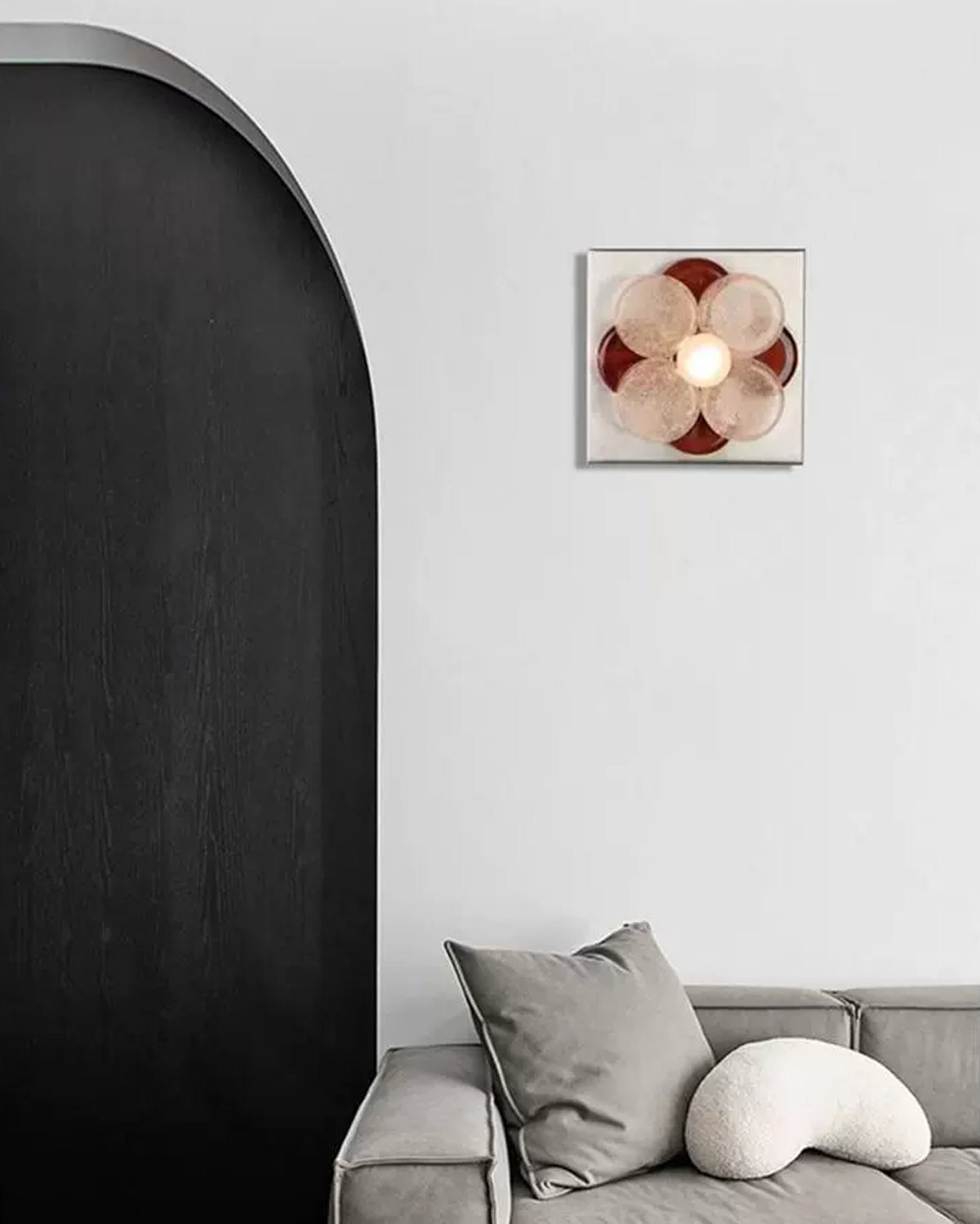 Maruno Ruby Clover Wall Lamp