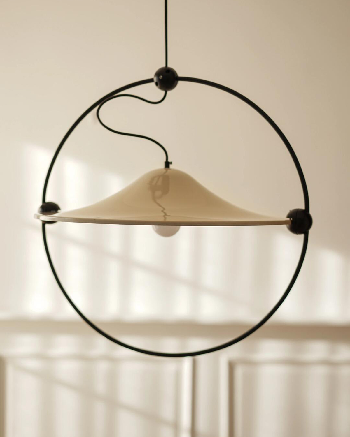 Satellite Ring Pendant Lamp