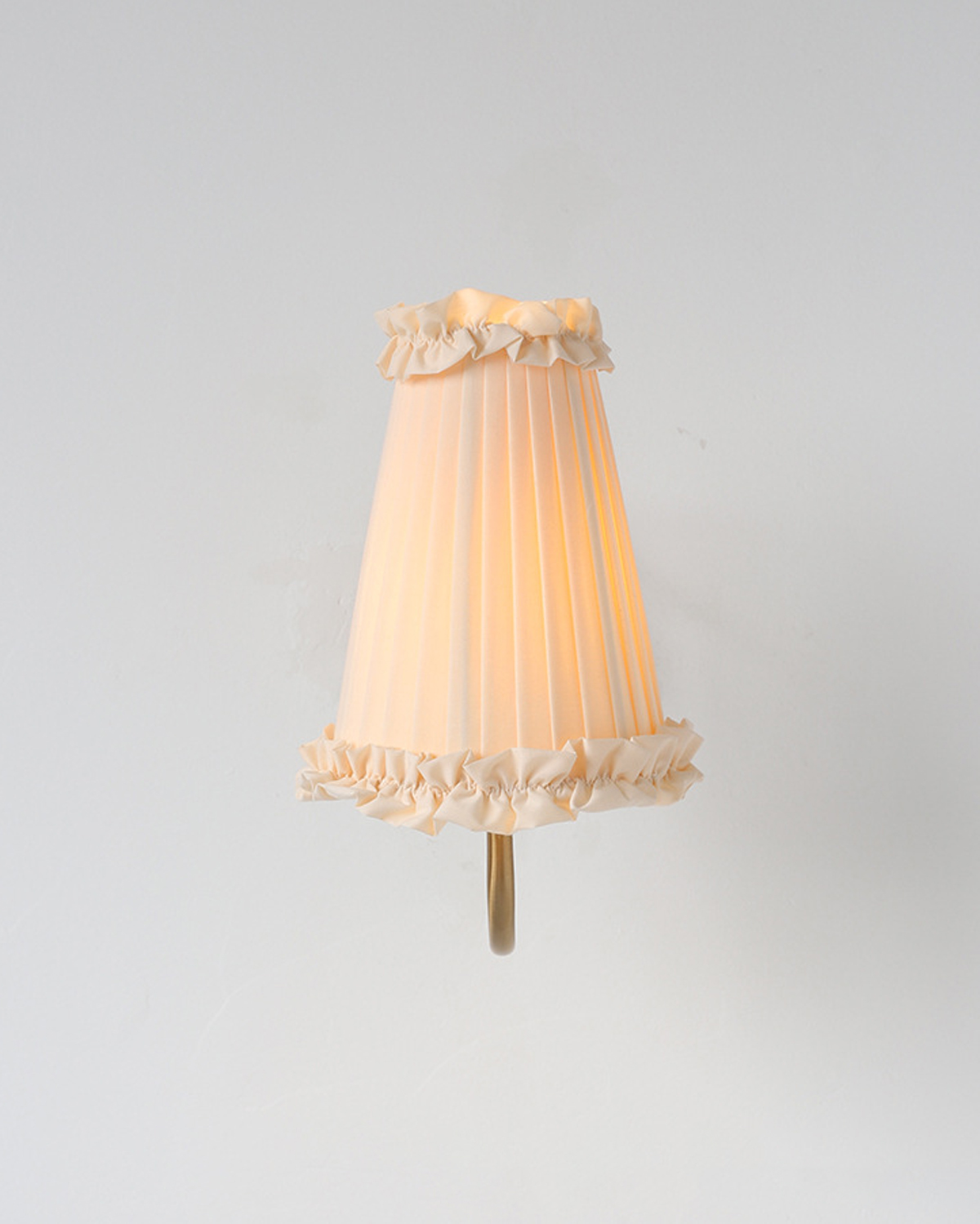 Pleated Ruffle Wall Sconce