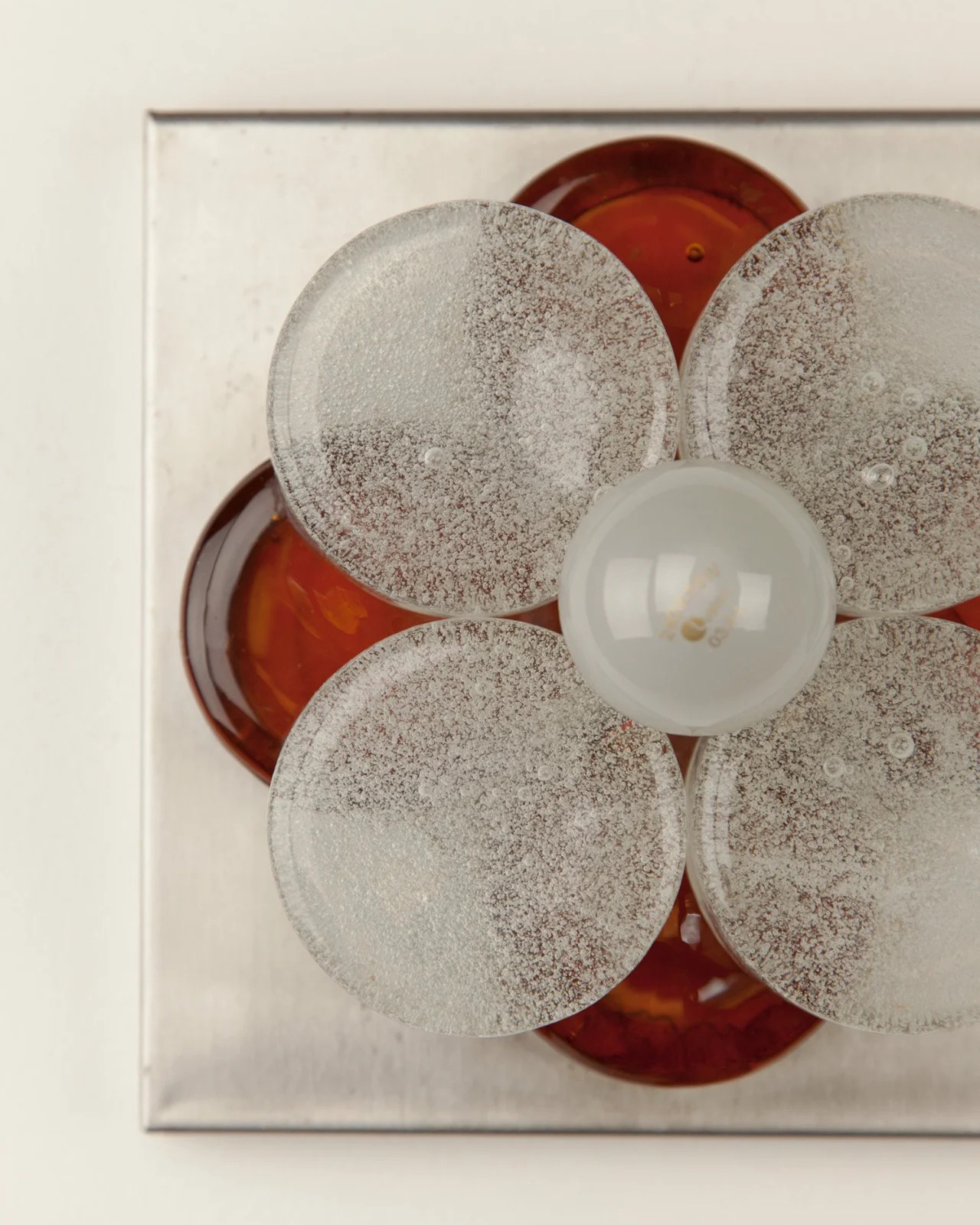 Maruno Ruby Clover Wall Lamp