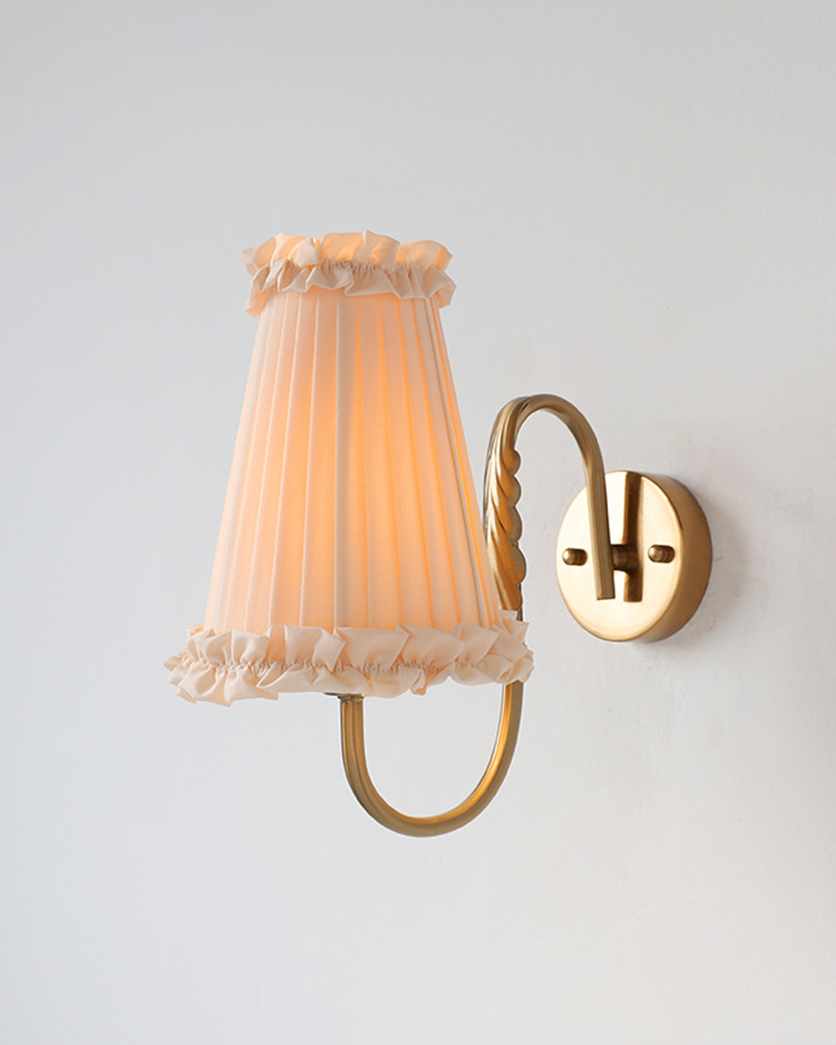 Pleated Ruffle Wall Sconce