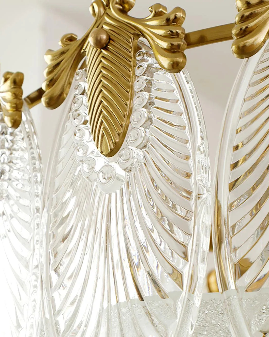 Decorative Pattern Glass Round Chandelier