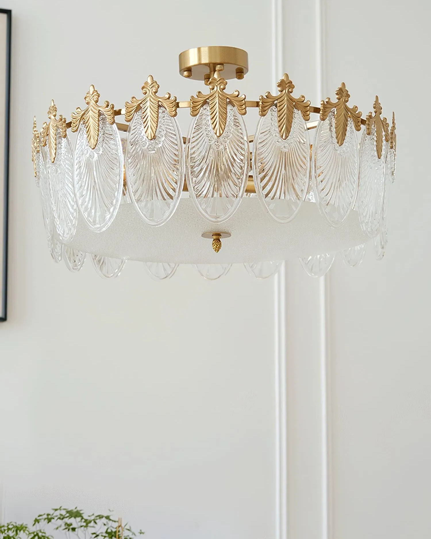 Decorative Pattern Glass Round Chandelier