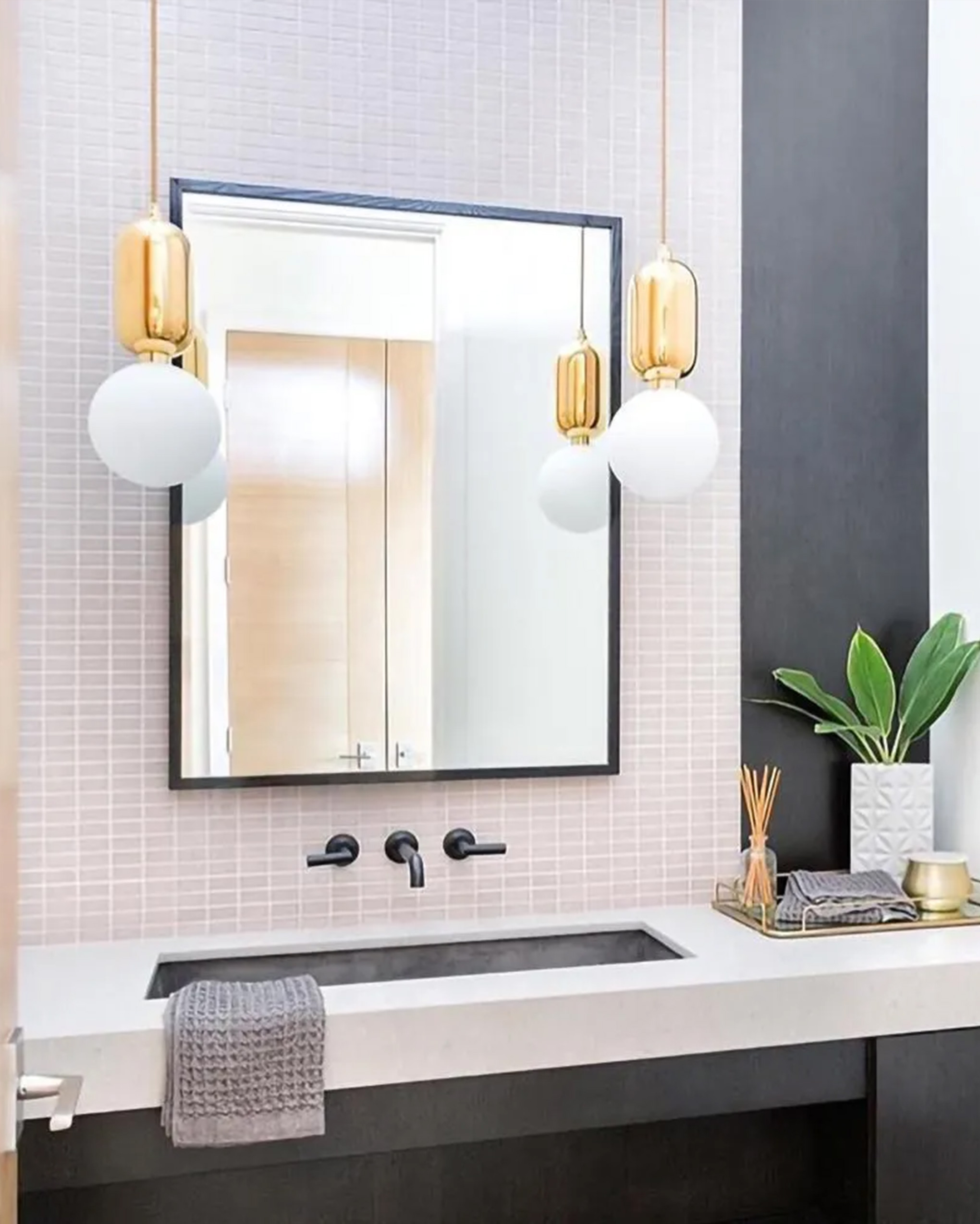 Aballs Pendant Light