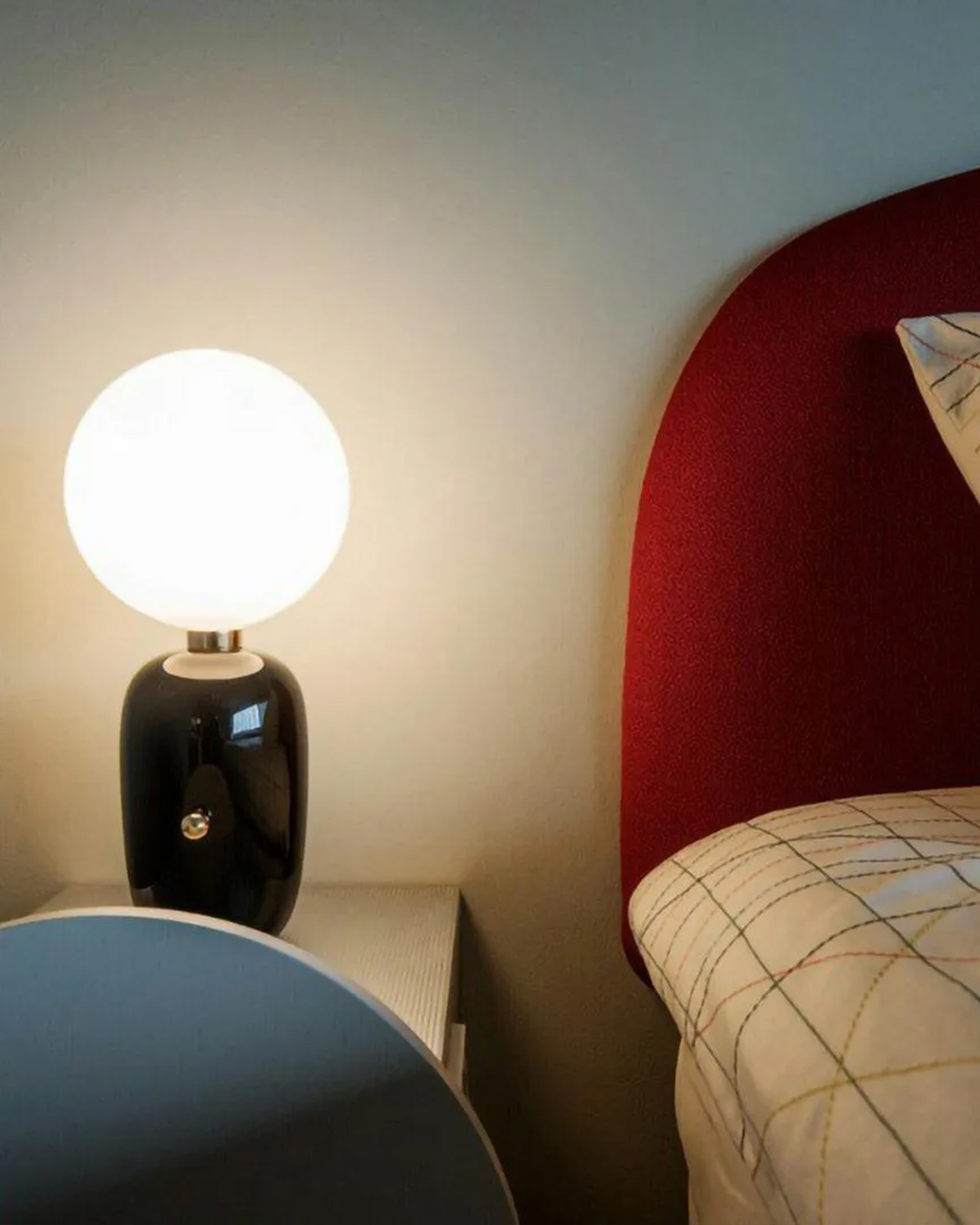 Aballs Table Lamp
