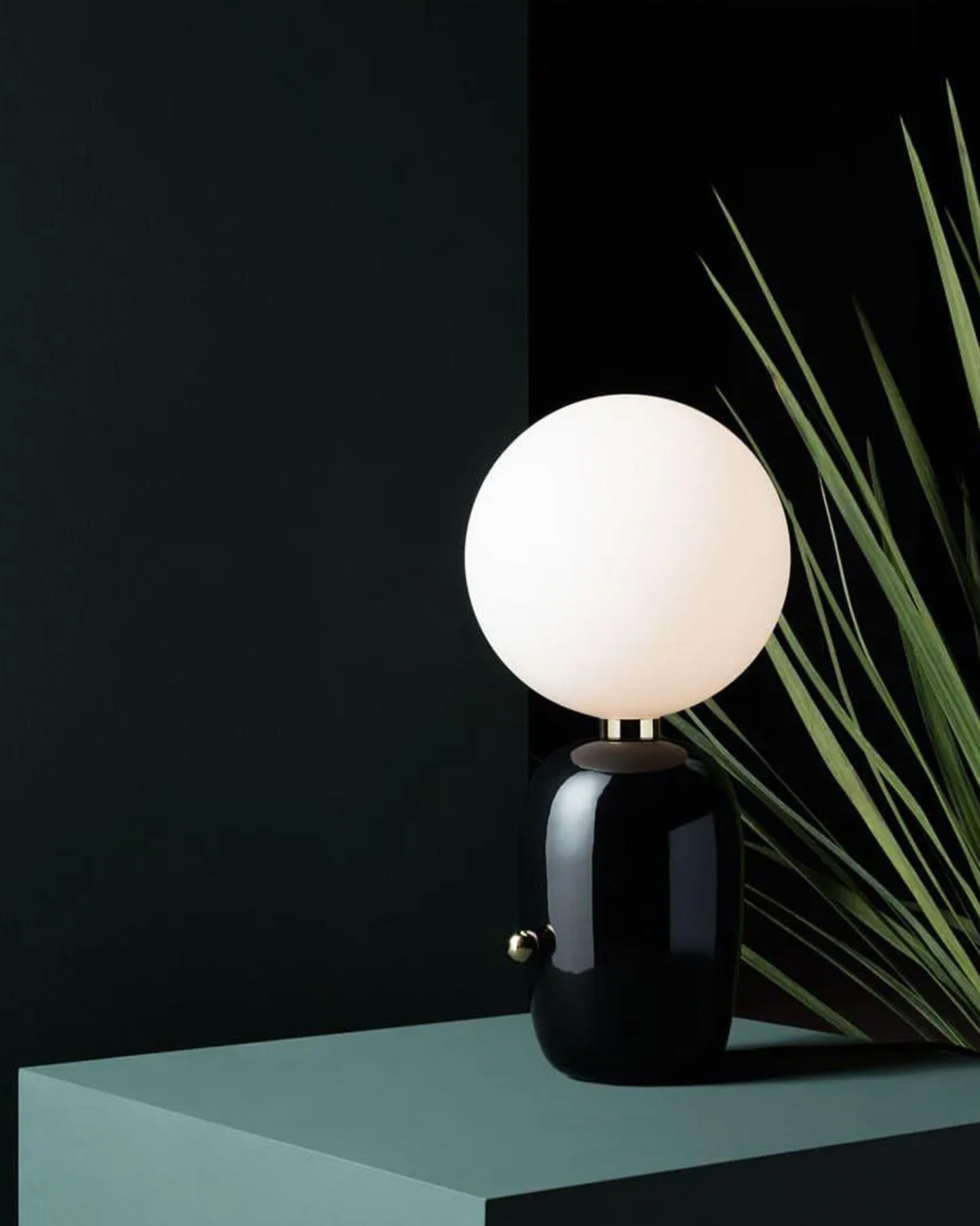Aballs Table Lamp