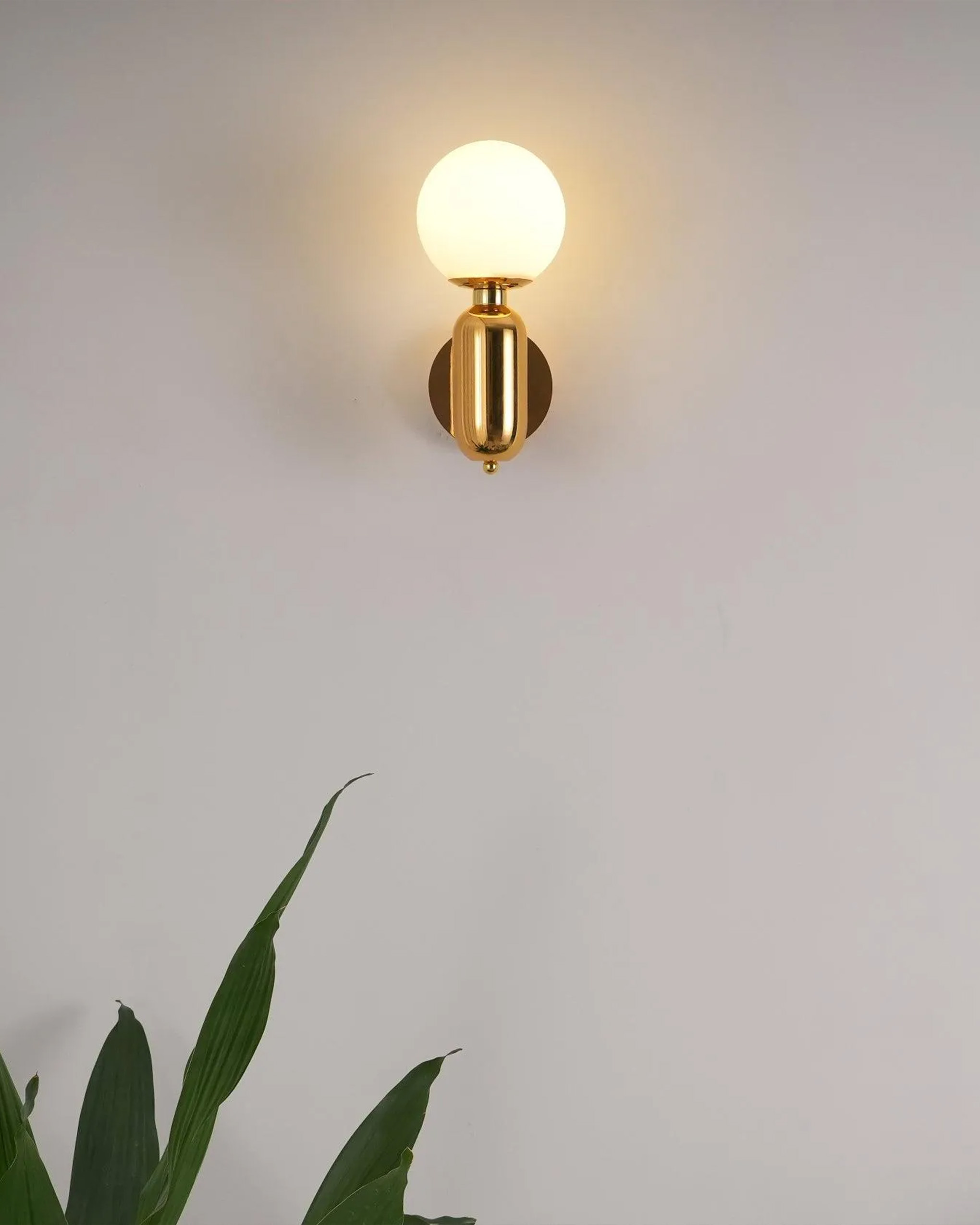 Aballs Wall Light