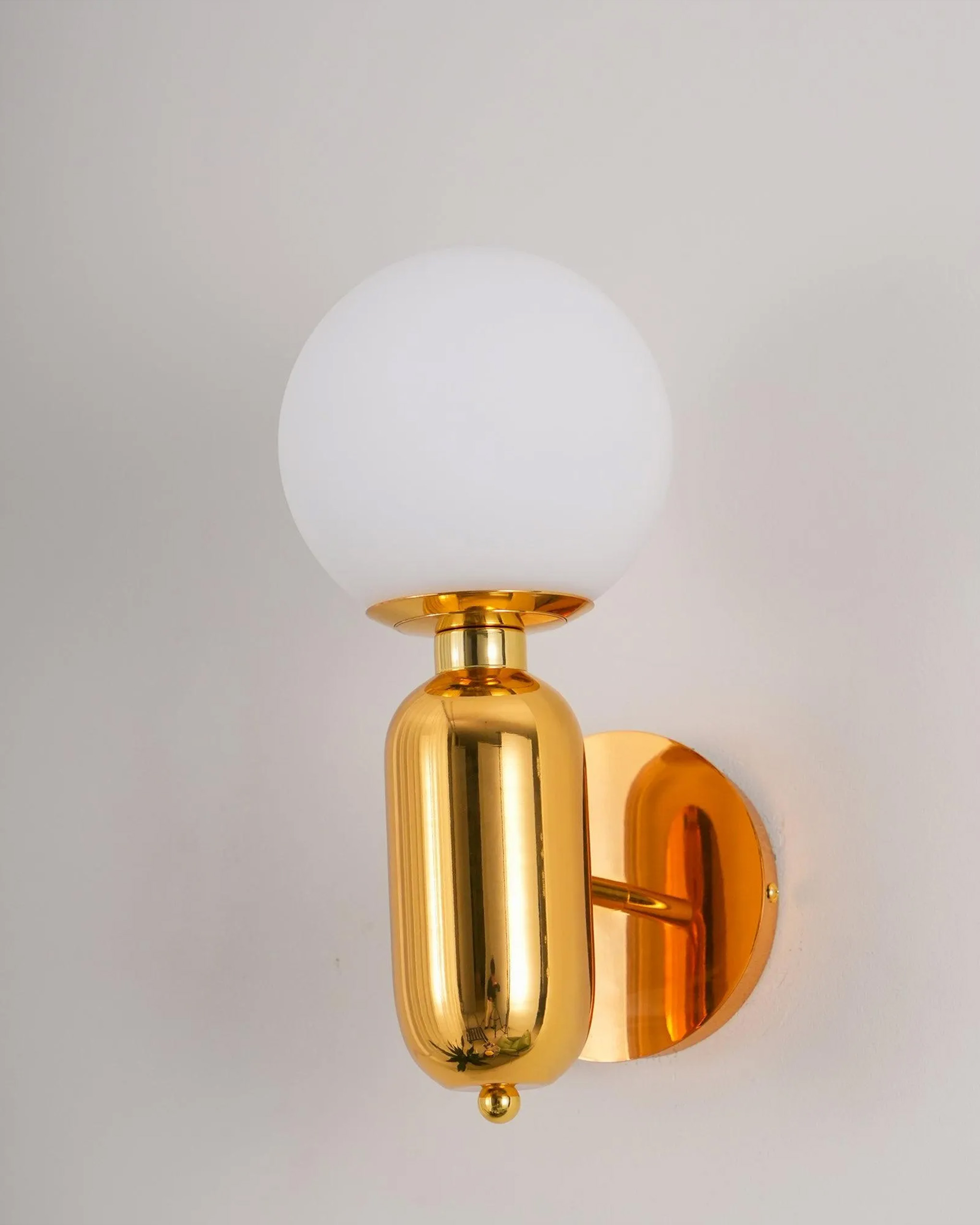 Aballs Wall Light