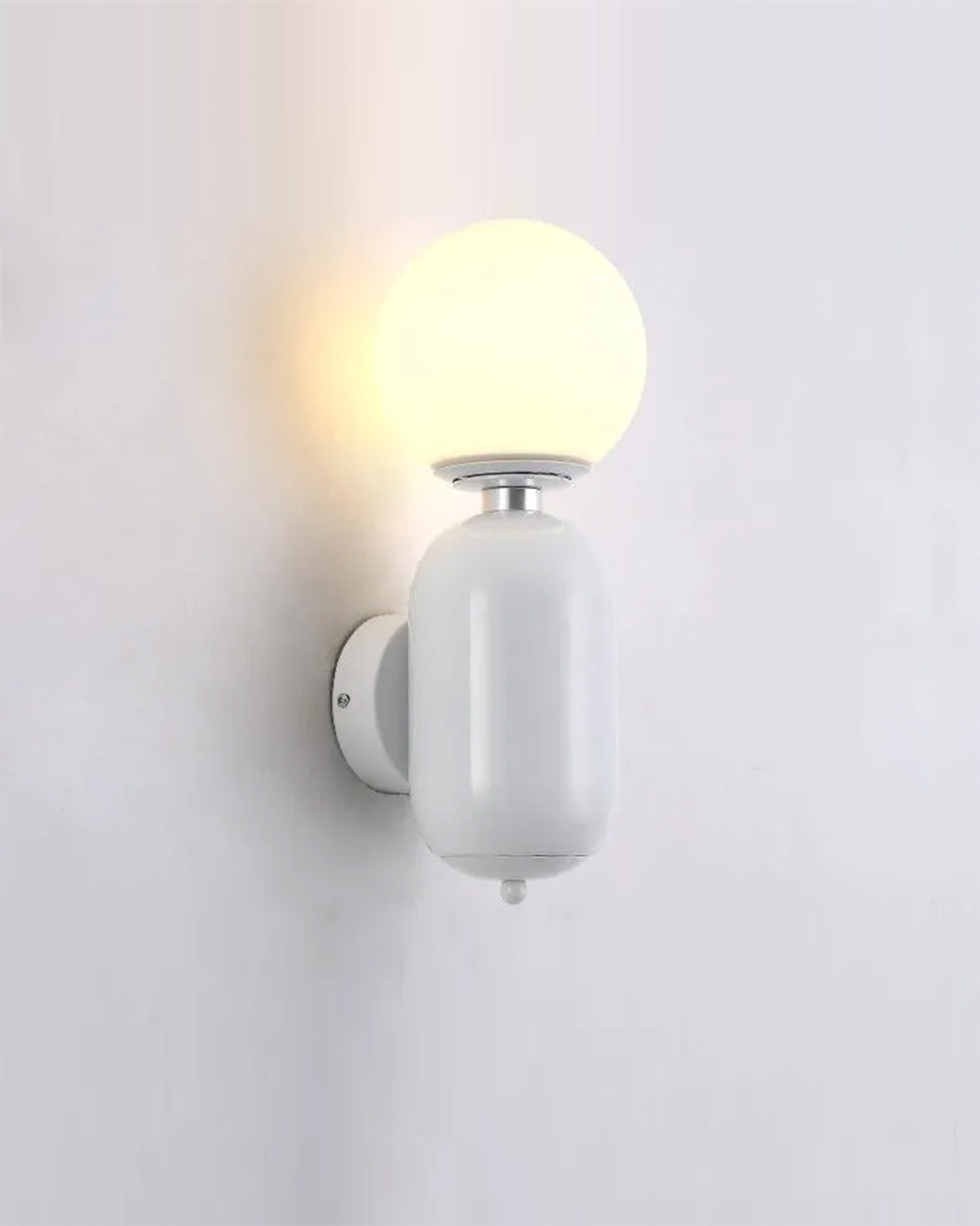Aballs Wall Light
