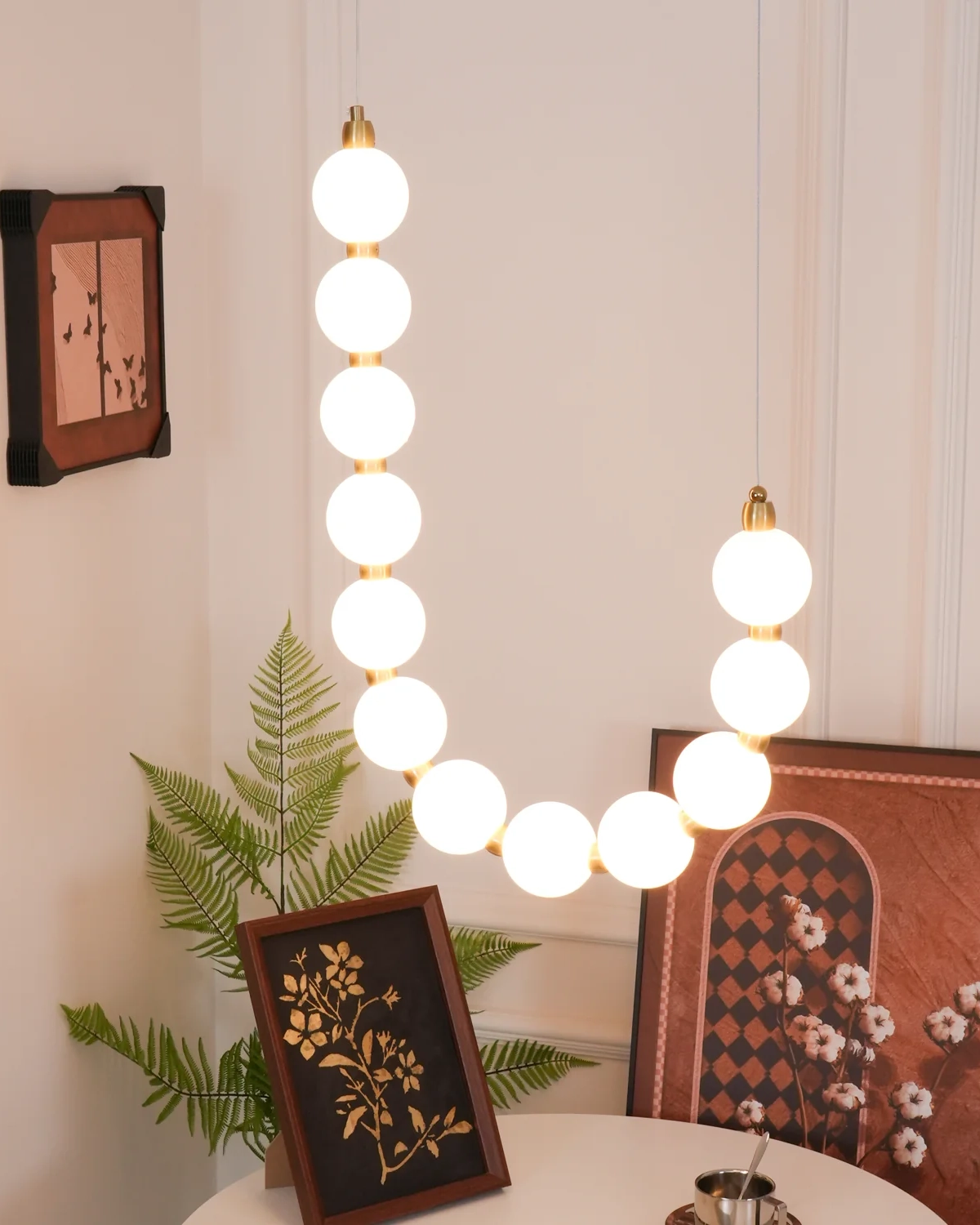 Acrylic Pearl Necklace Chandelier