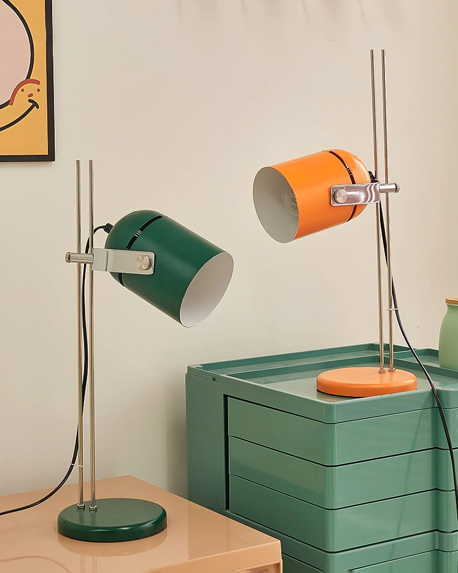 Adjusta Liftable Desk Lamp