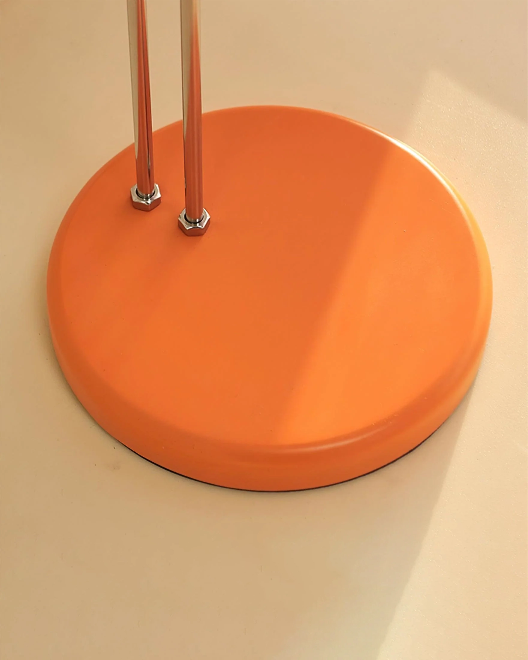 Adjusta Liftable Desk Lamp