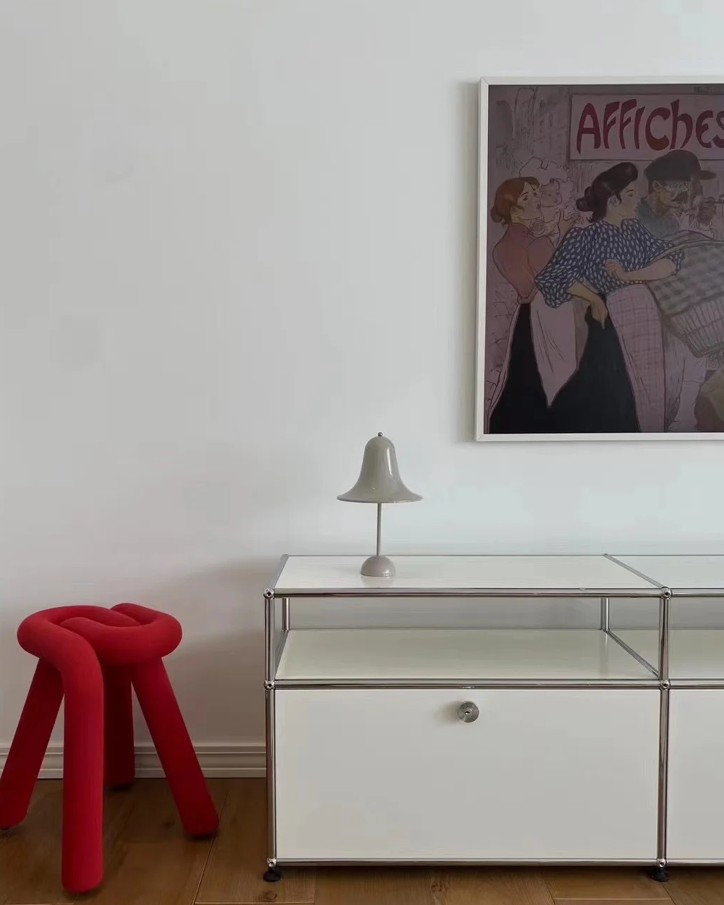 Little Bell Portable Table Lamp