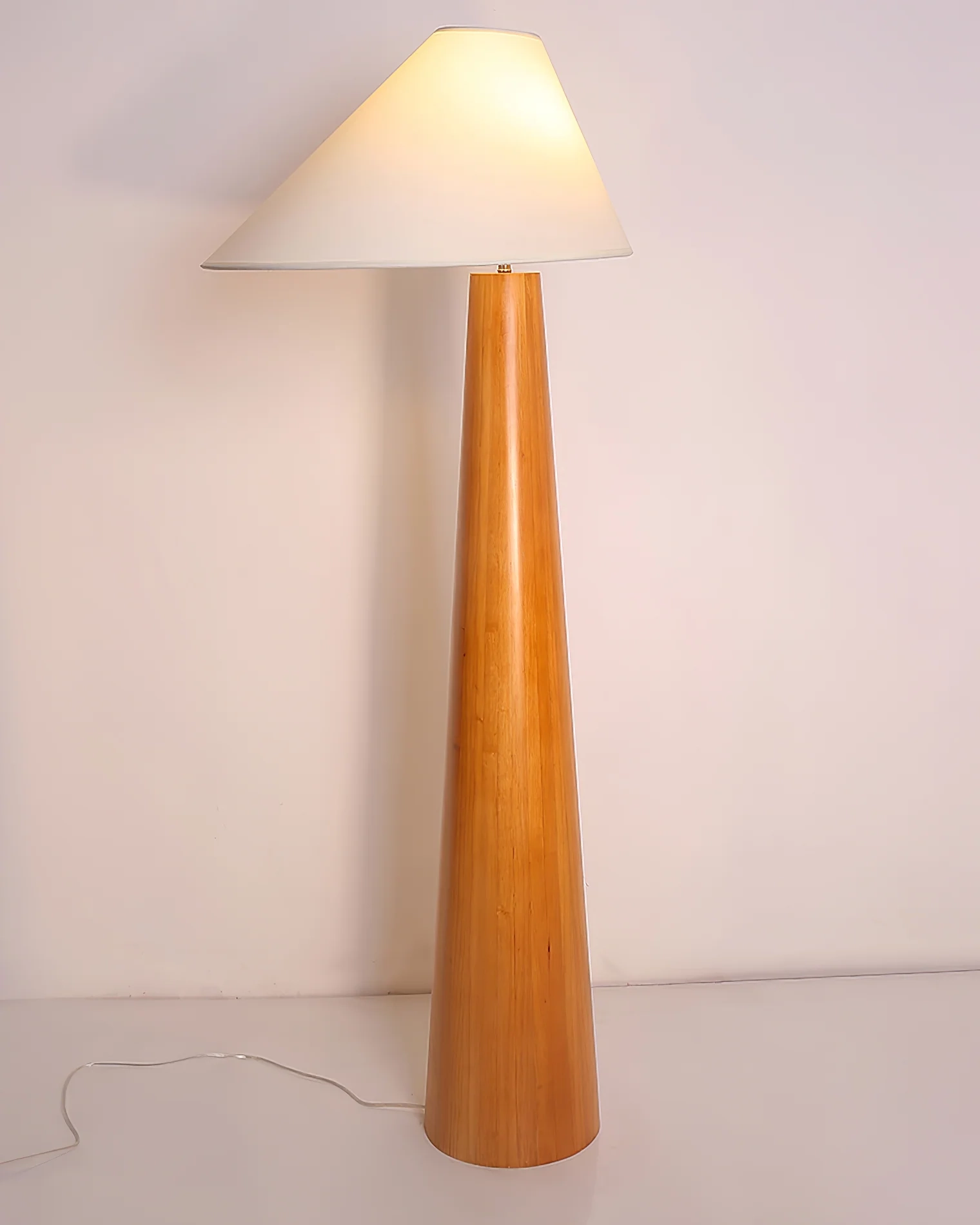 Alvin Floor Lamp