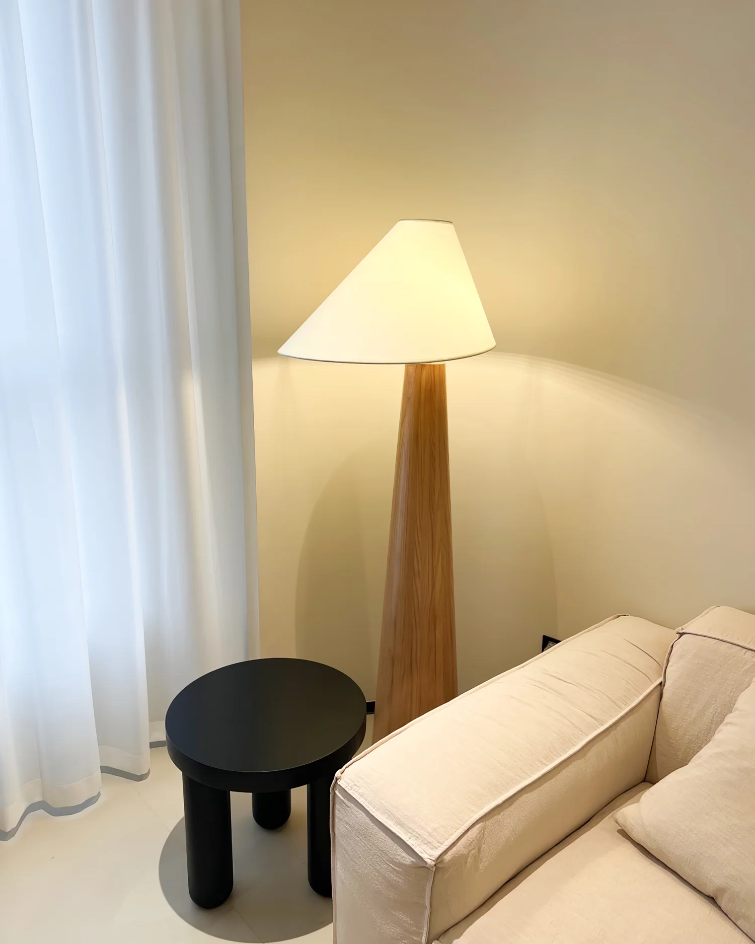 Alvin Floor Lamp