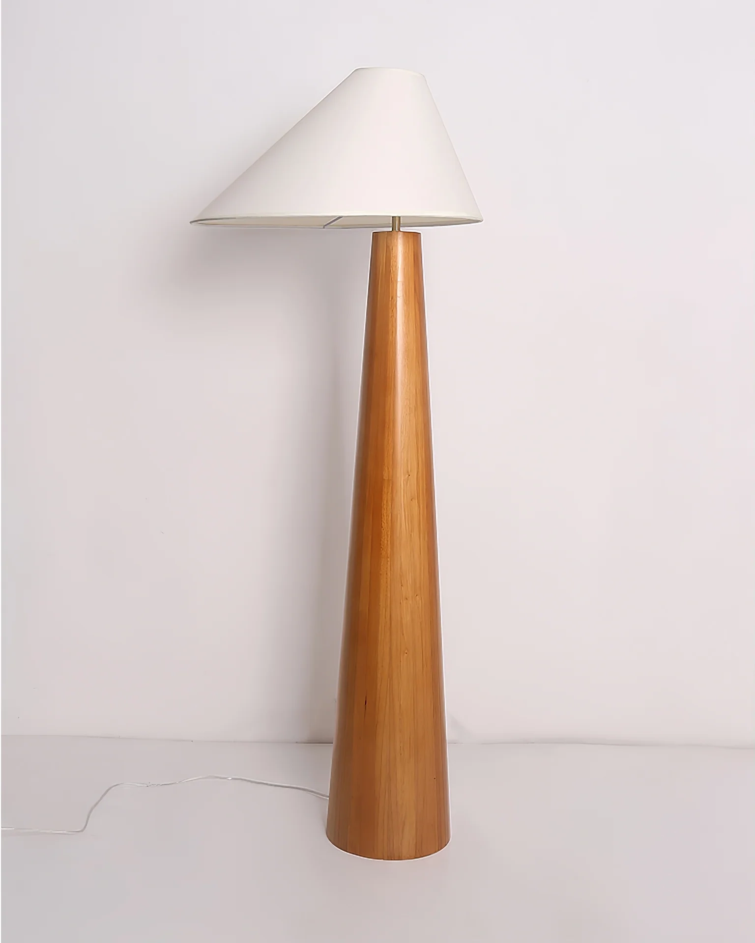 Alvin Floor Lamp