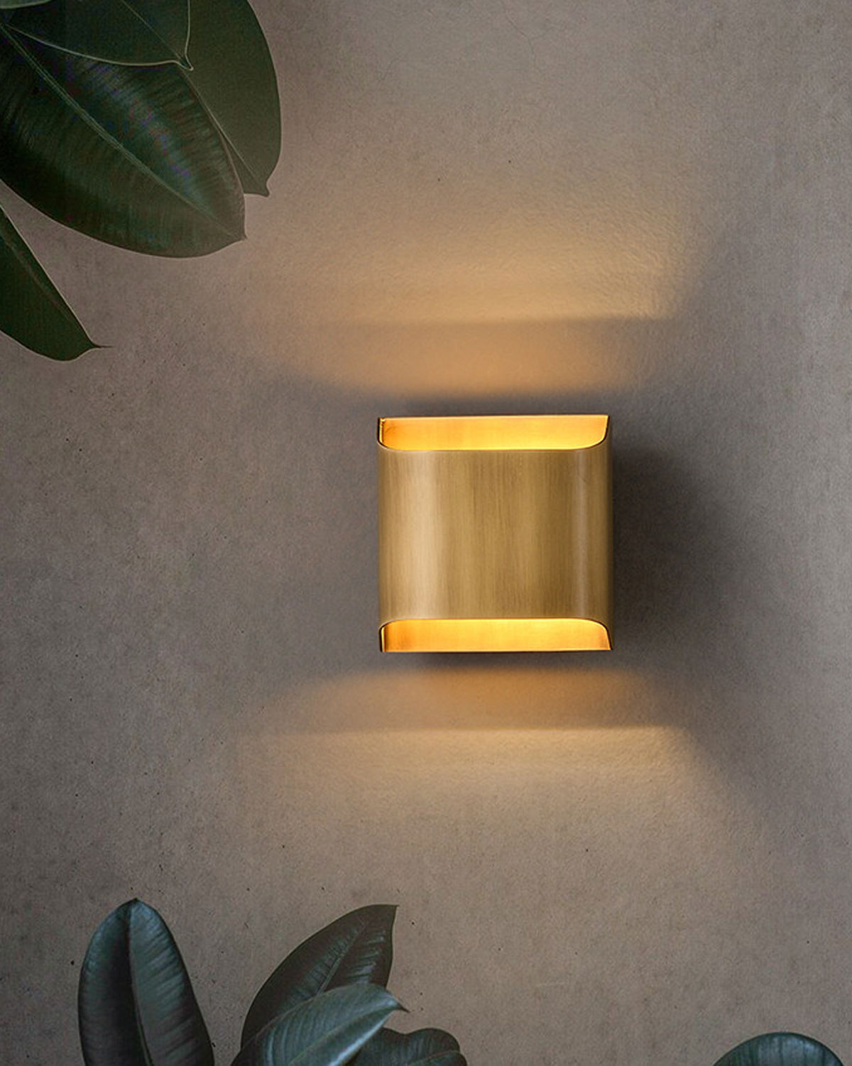 Arc Fold Wall Sconce