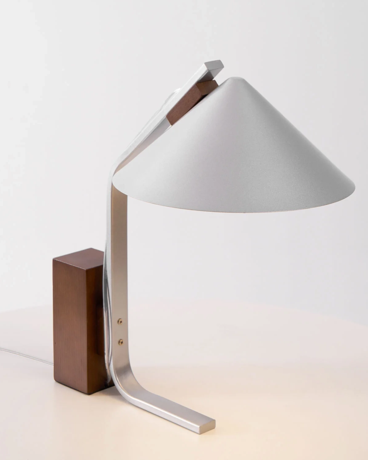 Arclune Desk Lamp