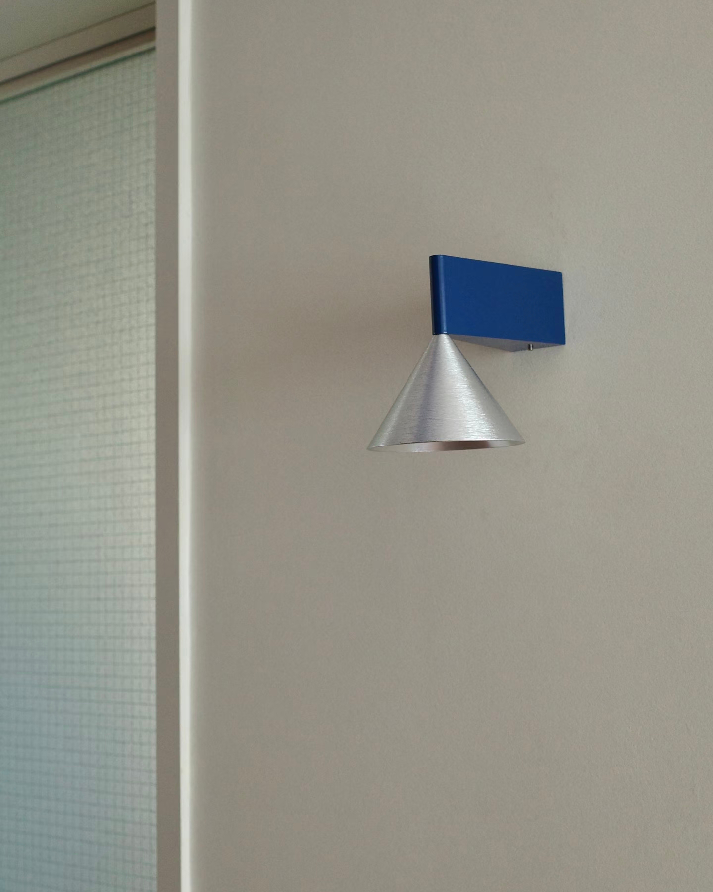 Arlo Wall Lamp