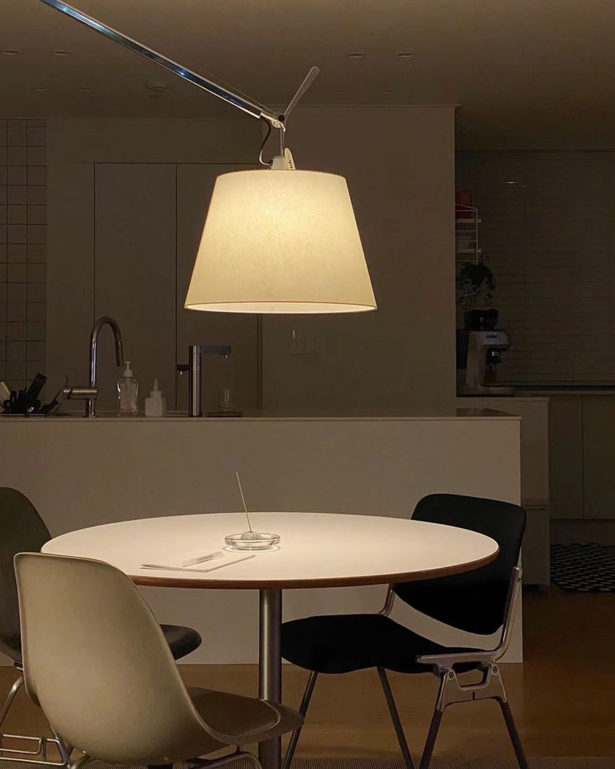 Rocker Modern Design Pendant Lamp