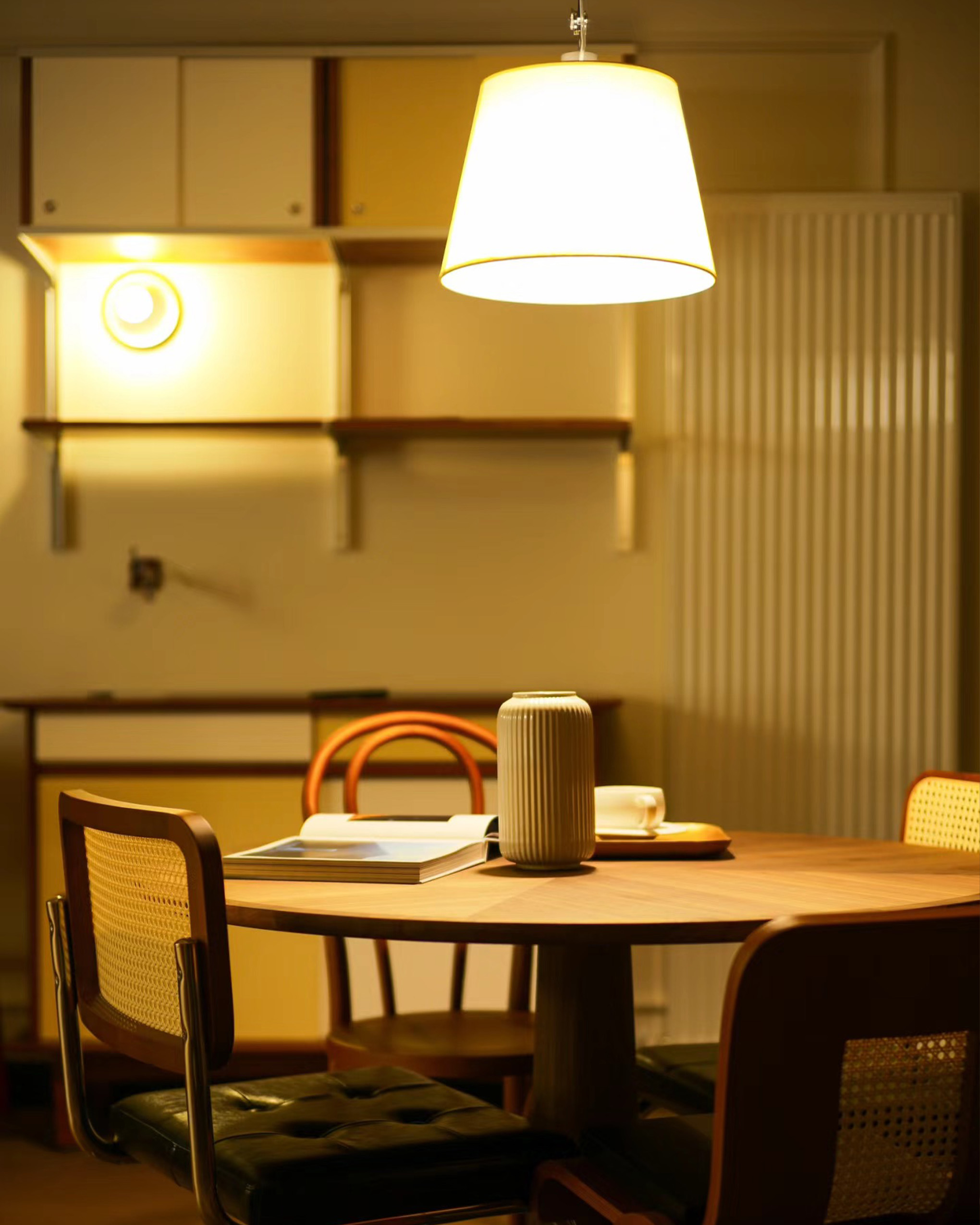 Rocker Modern Design Pendant Lamp