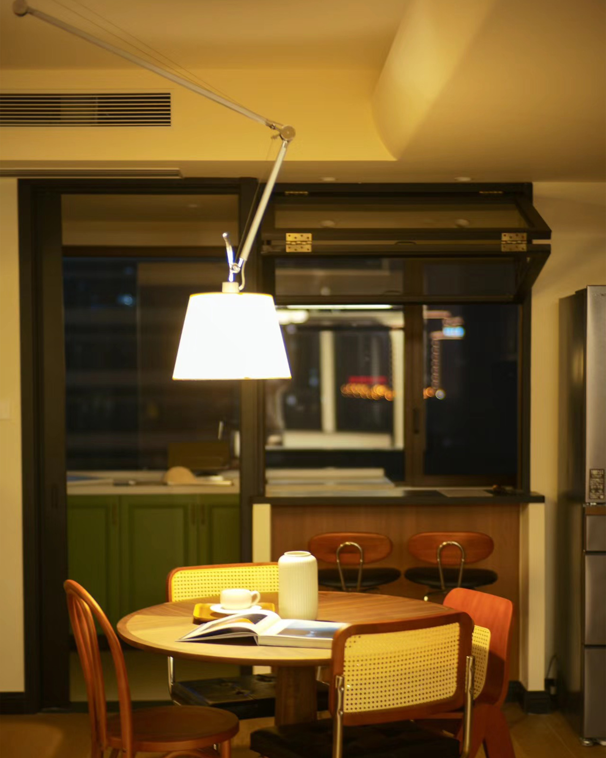 Rocker Modern Design Pendant Lamp