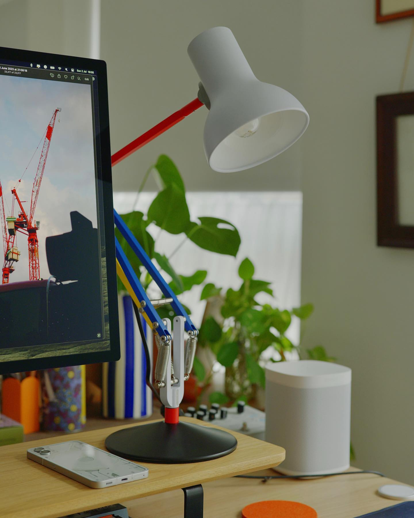 ArtiFlex Desk Lamp