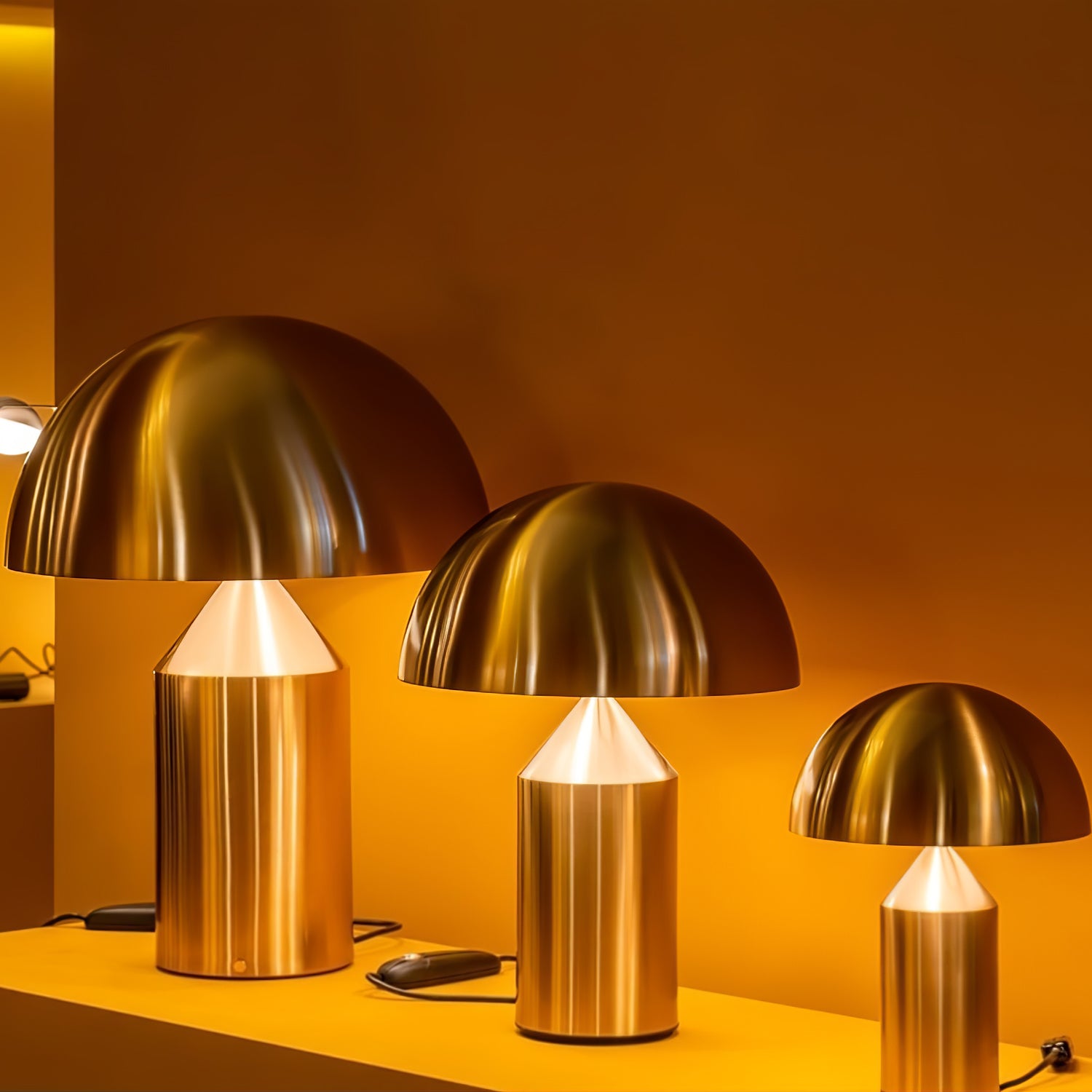 Atollo Metal Table Lamp-elegalight