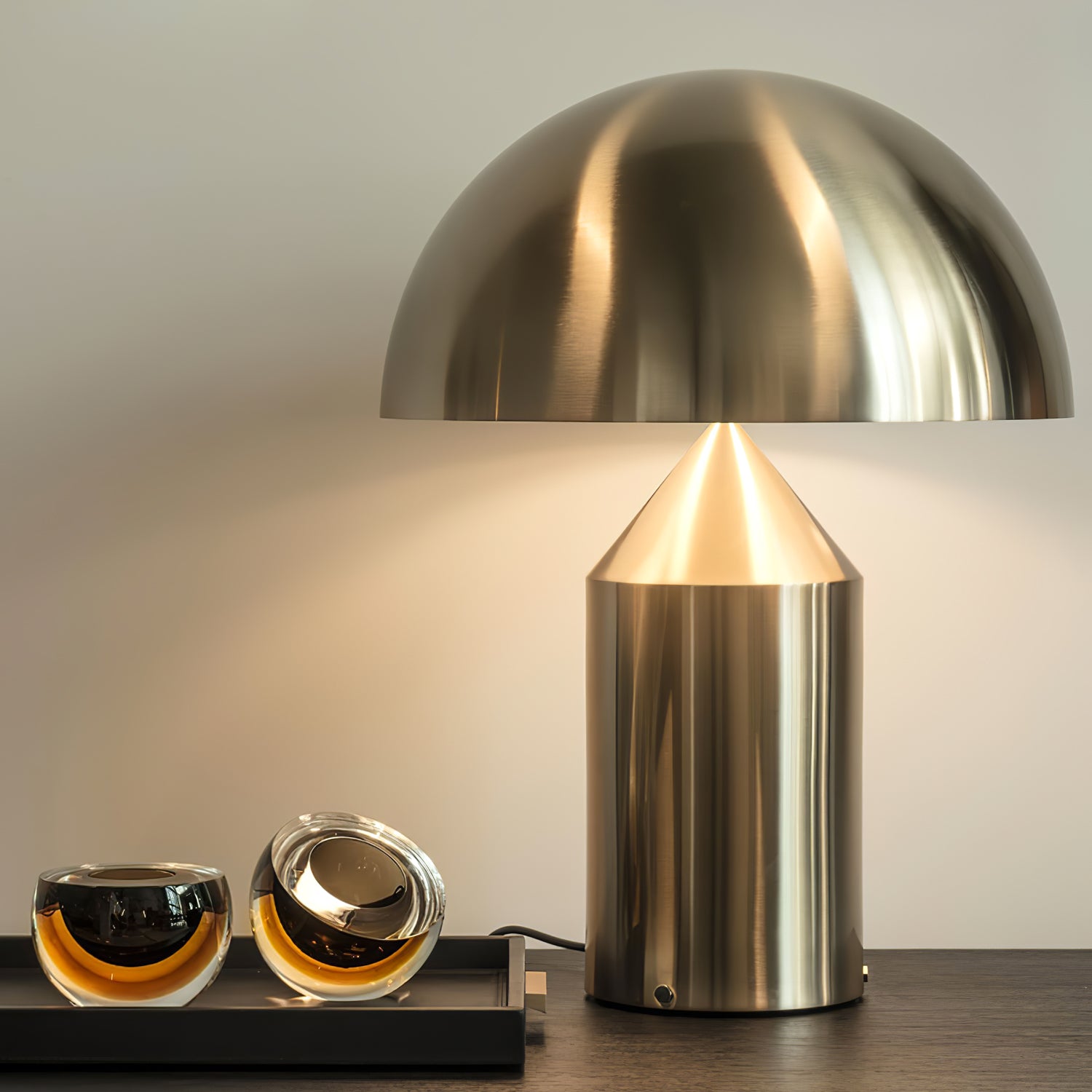 Atollo Metal Table Lamp-elegalight