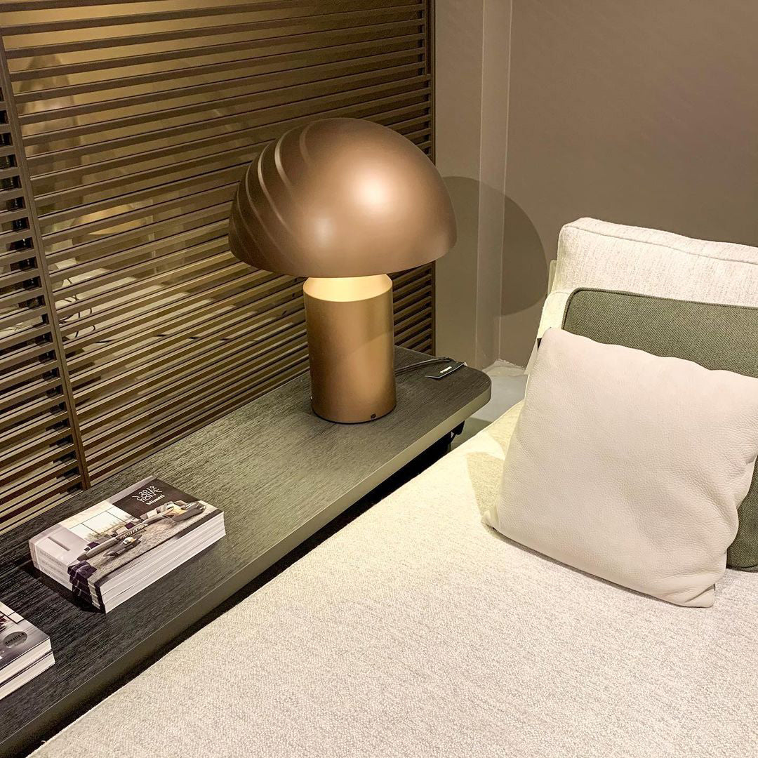 Atollo Metal Table Lamp-elegalight