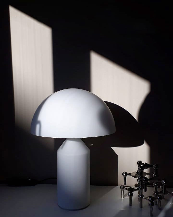 Atollo Metal Table Lamp-elegalight