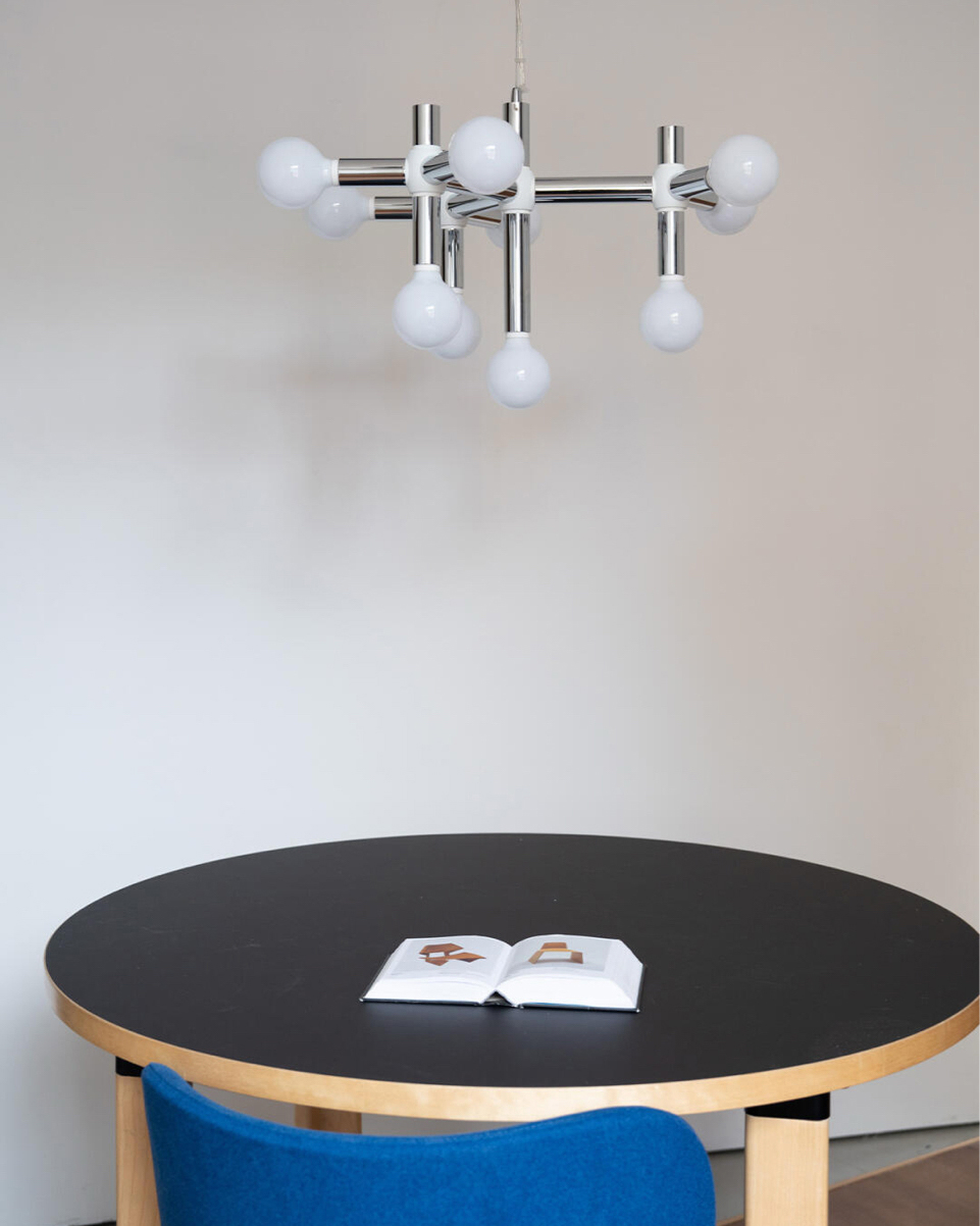 Atomic Pendant Light