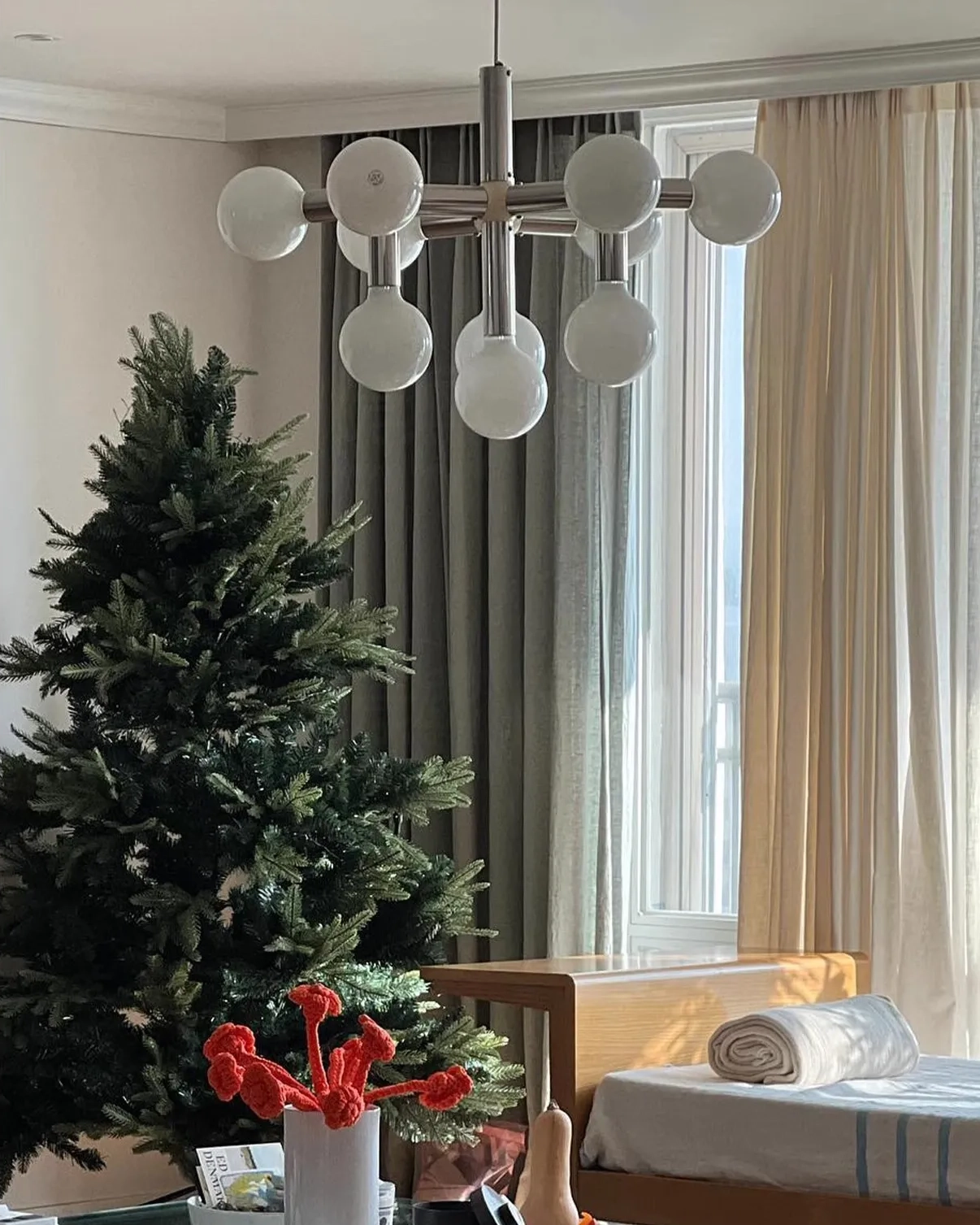 Atomic Pendant Light