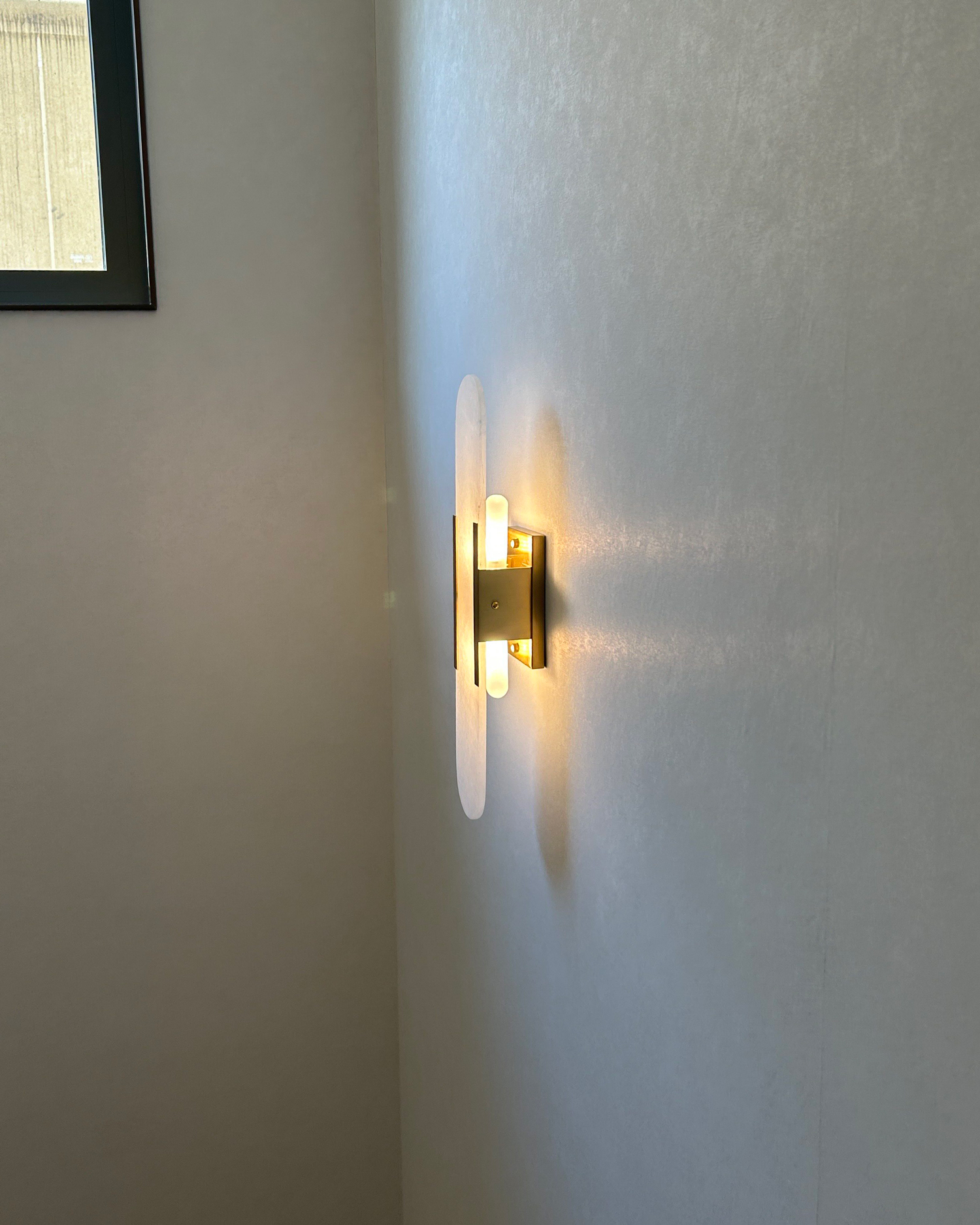 Aurelia Alabaster Wall Light