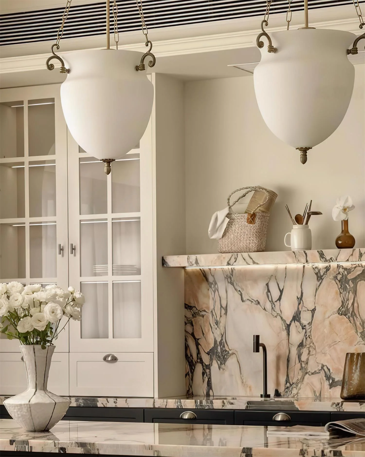 Aurelia Glass Pendant Light