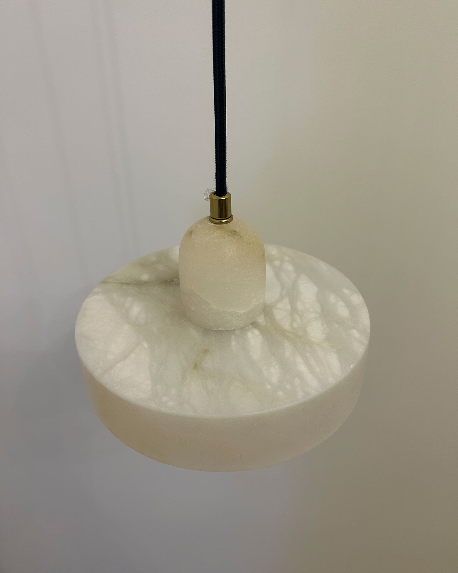 Aureole Alabaster Pendant Light