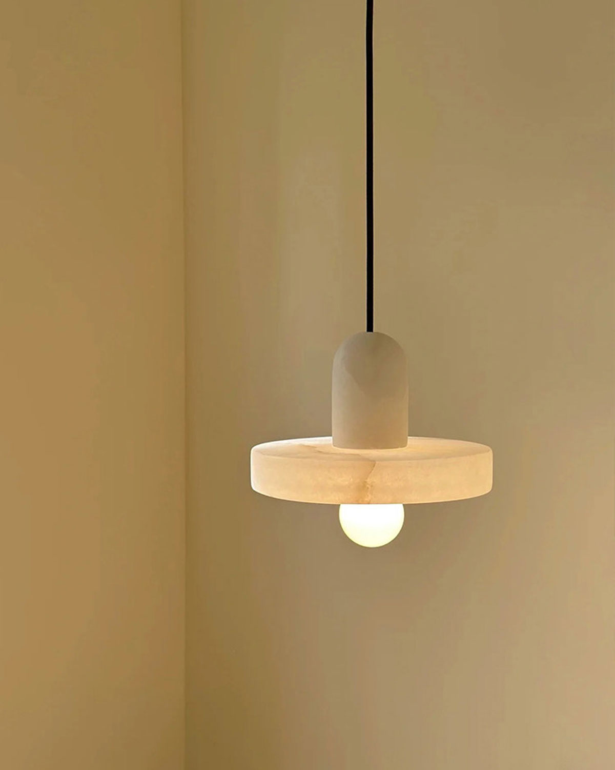 Aureole Alabaster Pendant Light